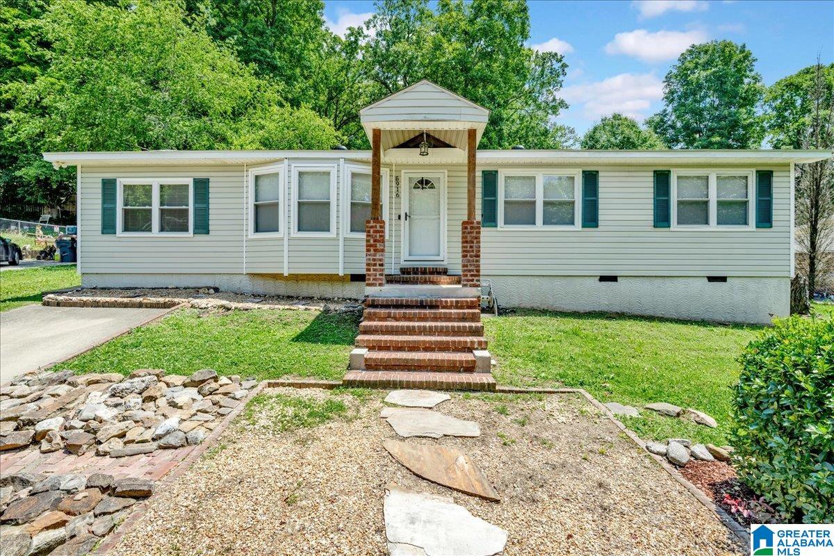 Photo 4 of Single family home for sale at 5916 Dewey Hts Rd, Pinson, AL 35126 | MLS# 21452781 | Listing updated on 2026-09-01