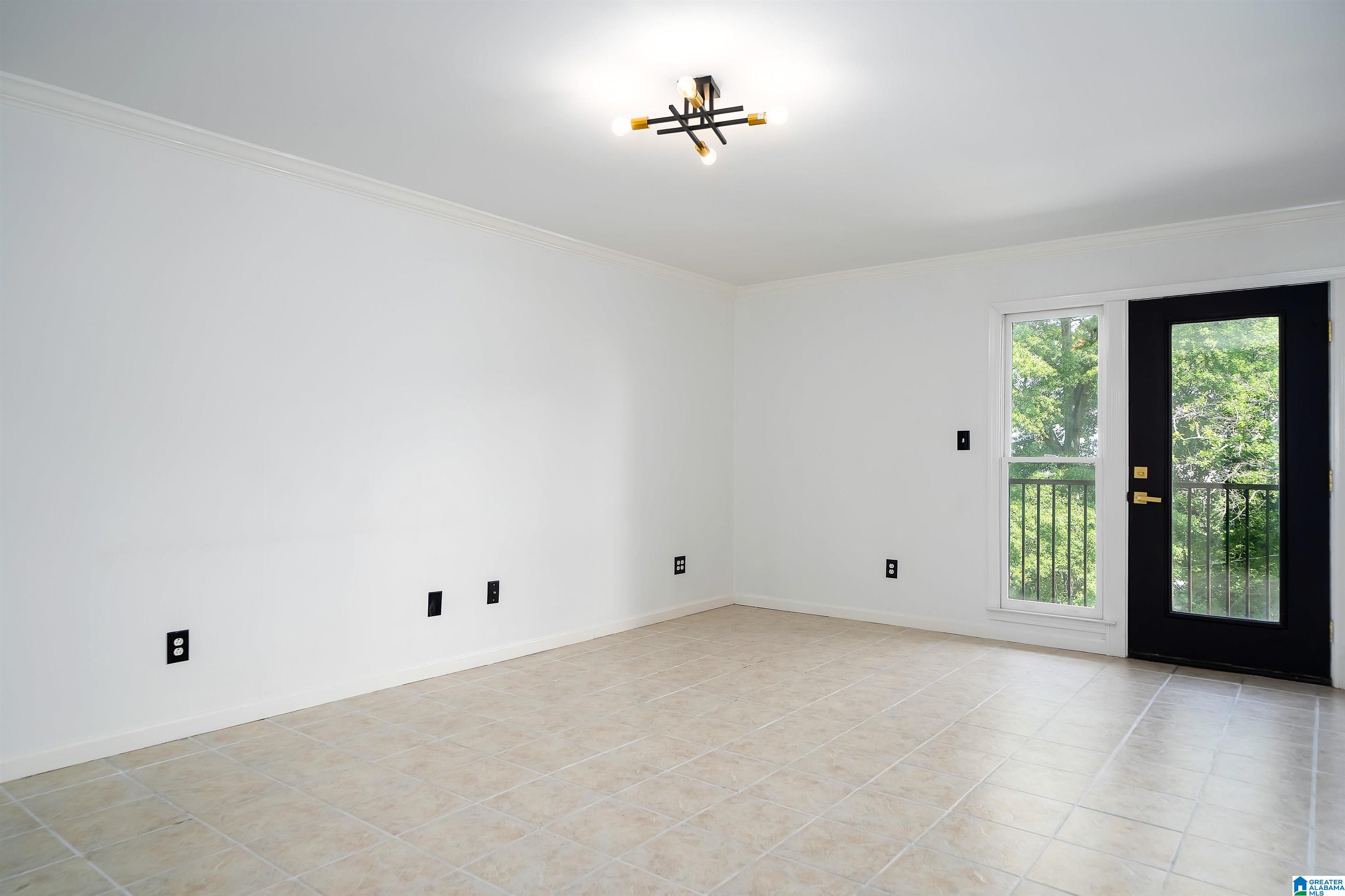 5th image of 2407 Arlington Crescent #D, Birmingham, AL 35205 | MLS# 21452786