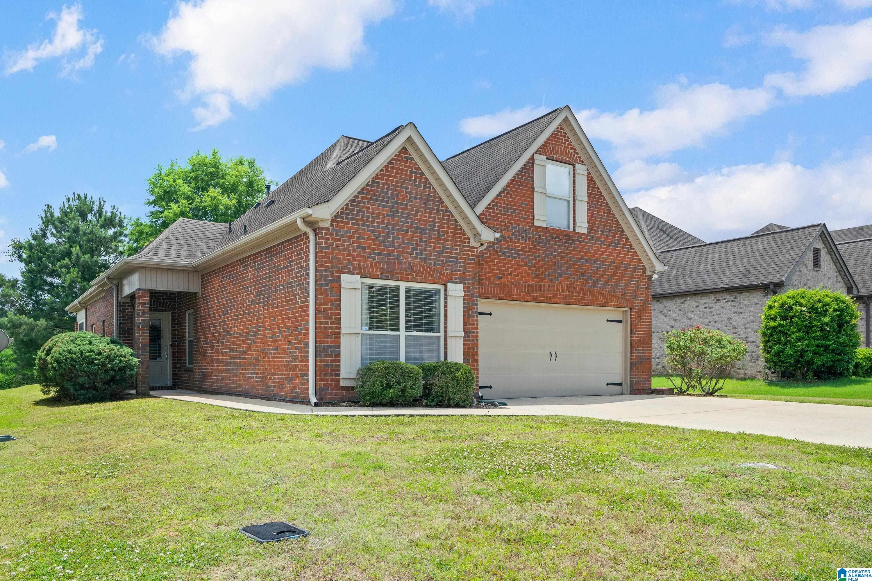 Homes for sale in Trussville, AL | 281 Glen Cross Dr, Trussville, AL 35173 | MLS# 21452857