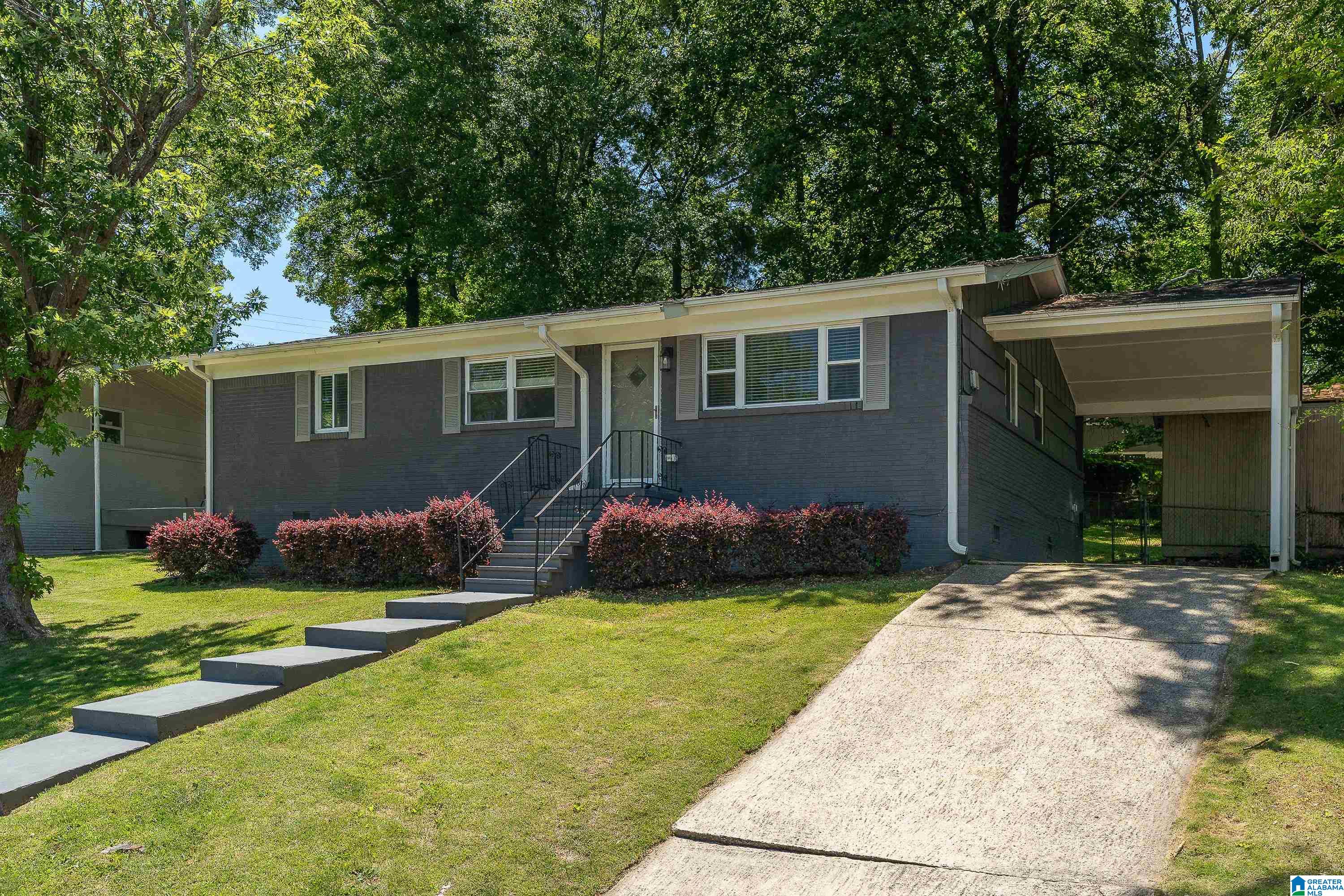 Homes for sale in Homewood, AL | 117 Venetian Way, Homewood, AL 35209 | MLS# 21452870