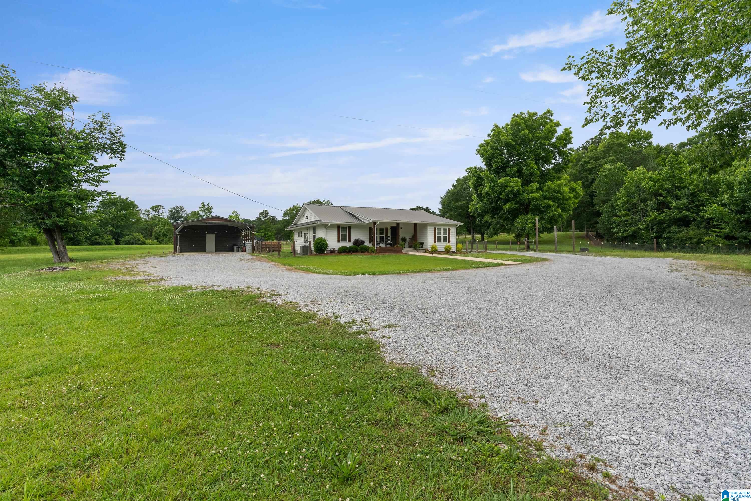 3rd image of 1525 Chelsea Road, Columbiana, AL 35051 | MLS# 21453262