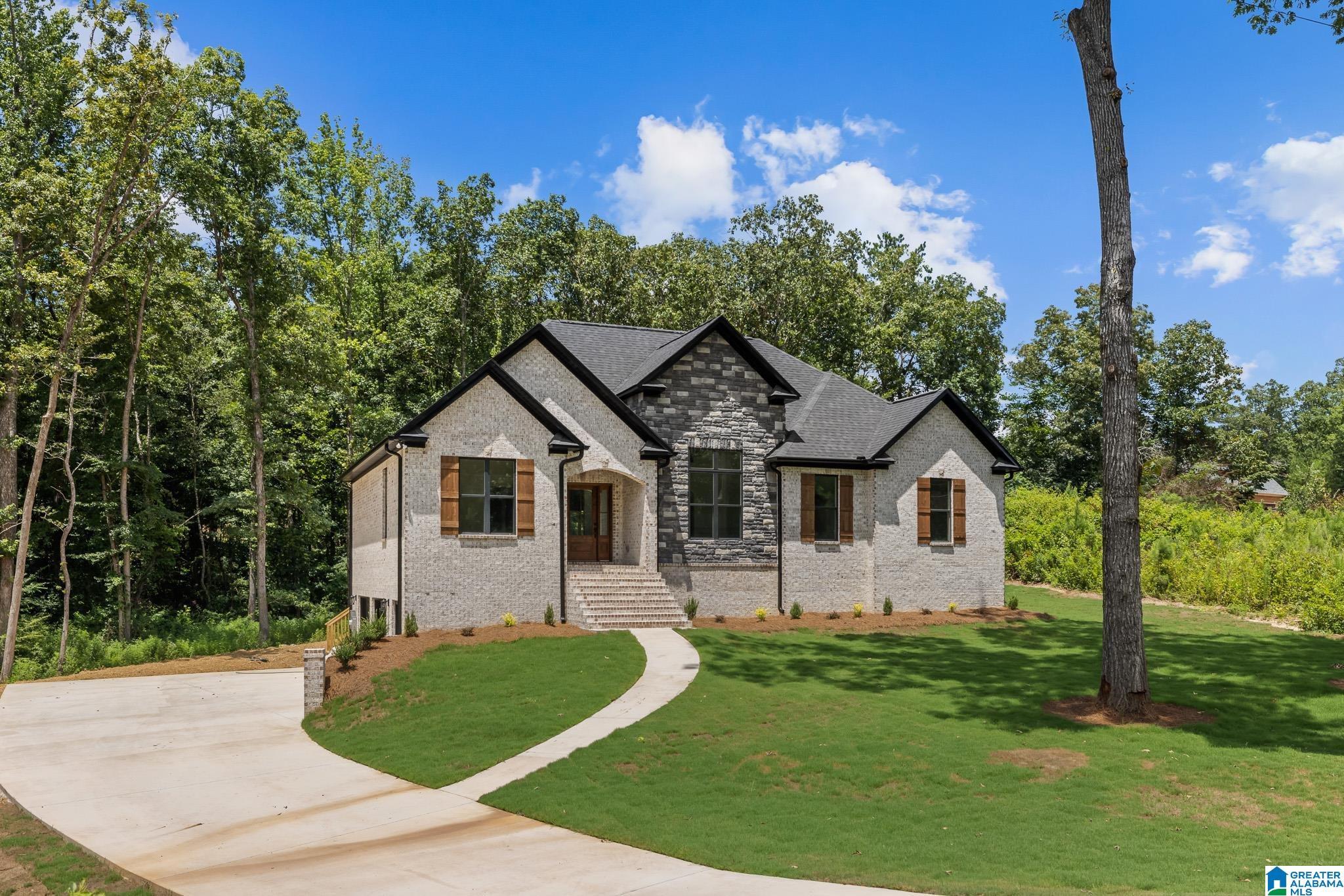 4th image of 40 Highland View Dr, Riverside, AL 35135 | MLS# 21453407