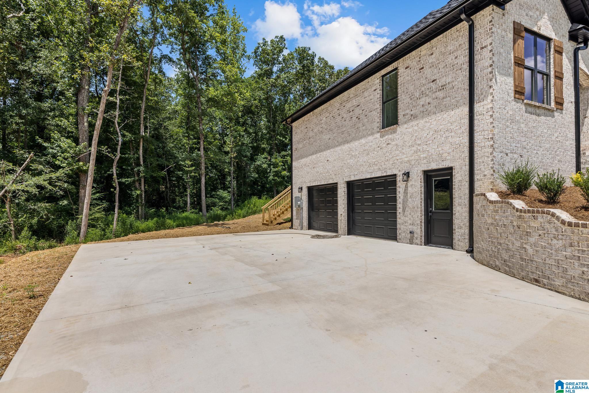 5th image of 40 Highland View Dr, Riverside, AL 35135 | MLS# 21453407