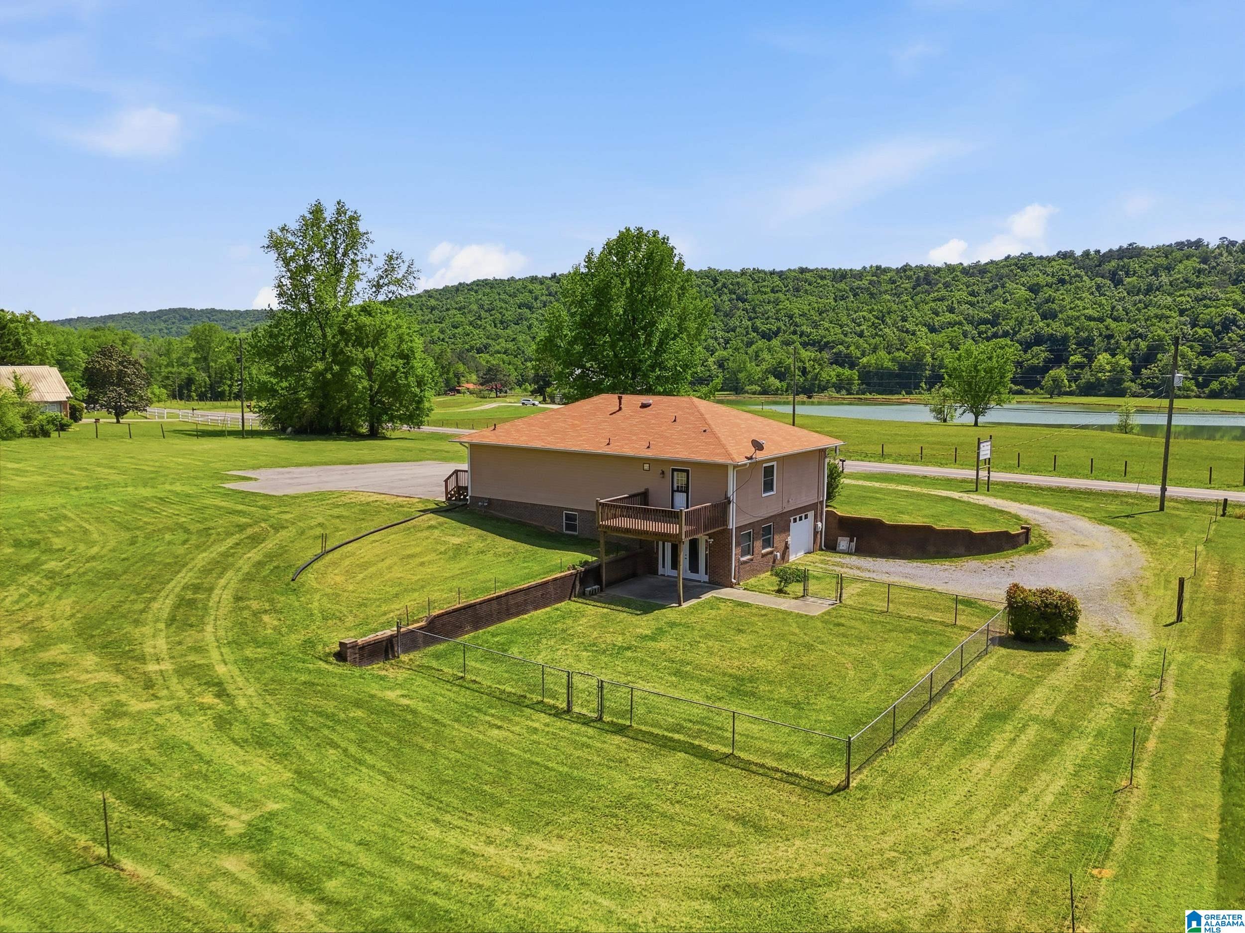 2nd image of 2375 Alabama Hwy 174, Springville, AL 35146 | MLS# 21453452