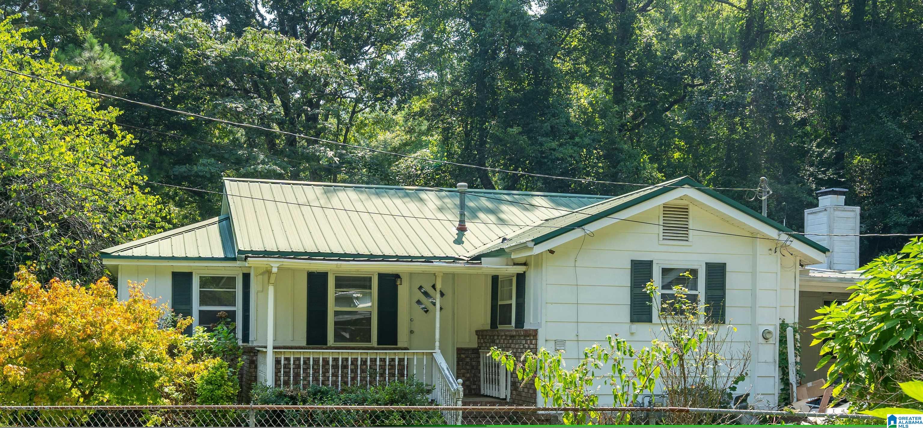 Homes for sale in Sylacauga, AL | 80 Barnett Street, Sylacauga, AL 35149 | MLS# 21453467