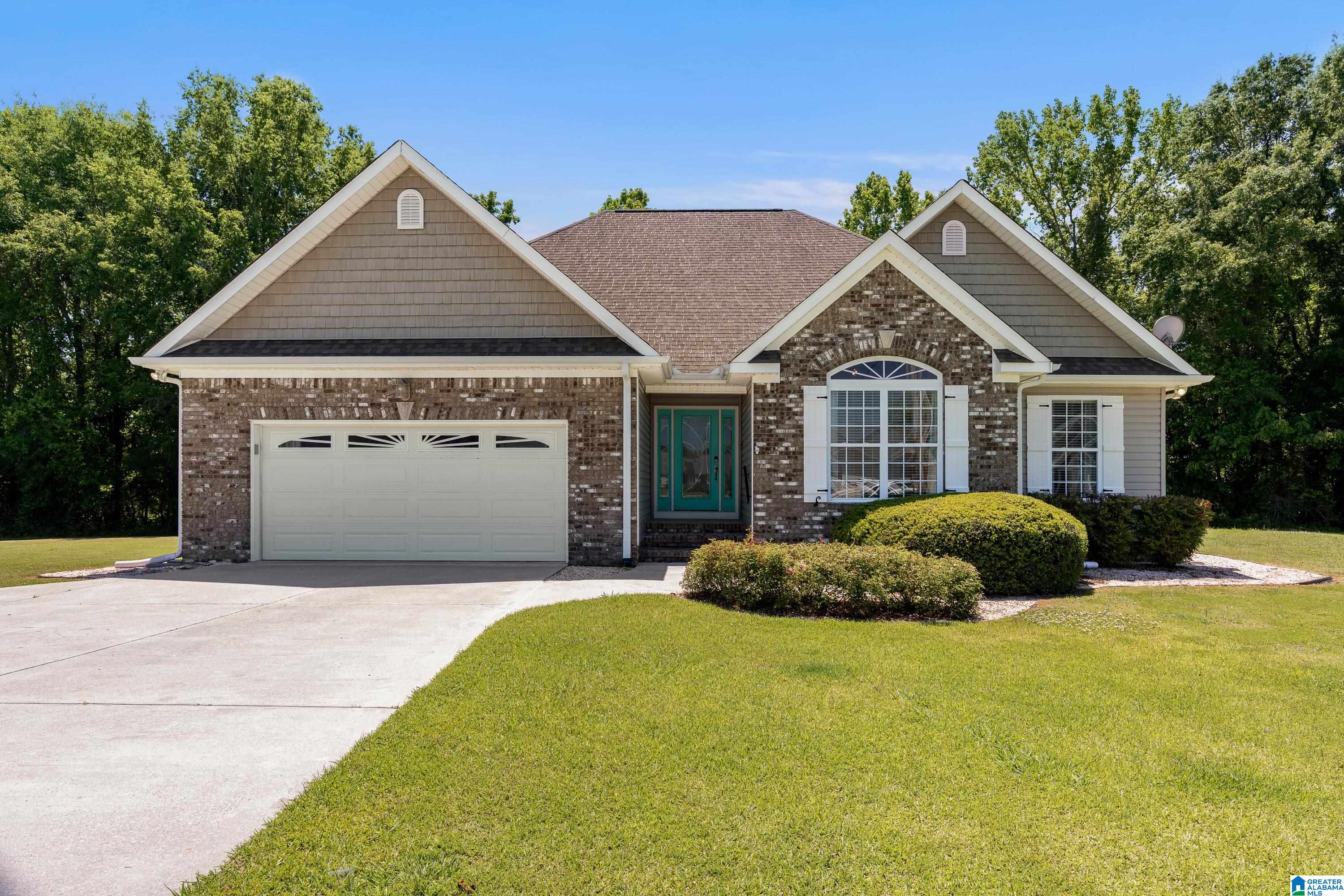 Homes for sale in Gadsden, AL | 1421 Marshall Way, Gadsden, AL 35907 | MLS# 21453490