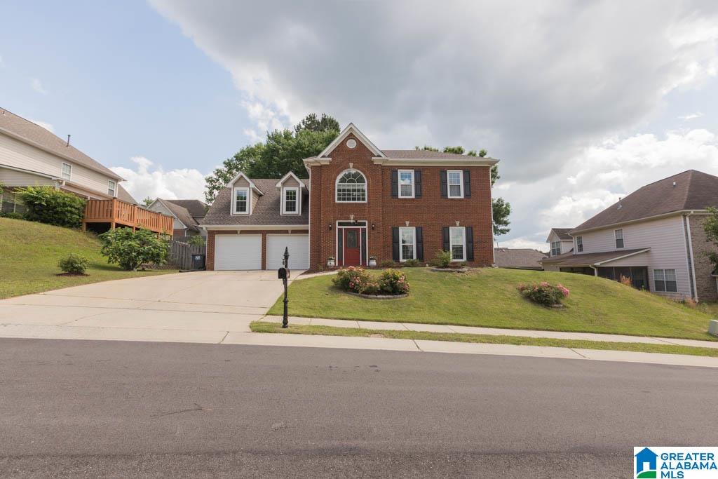 Photo 2 of Single family home for sale at 1104 Colony Trl, Hoover, AL 35226 | MLS# 21453517 | Listing updated on 2026-06-29