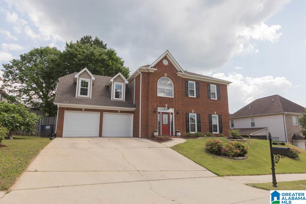 Photo 3 of Single family home for sale at 1104 Colony Trl, Hoover, AL 35226 | MLS# 21453517 | Listing updated on 2026-06-29