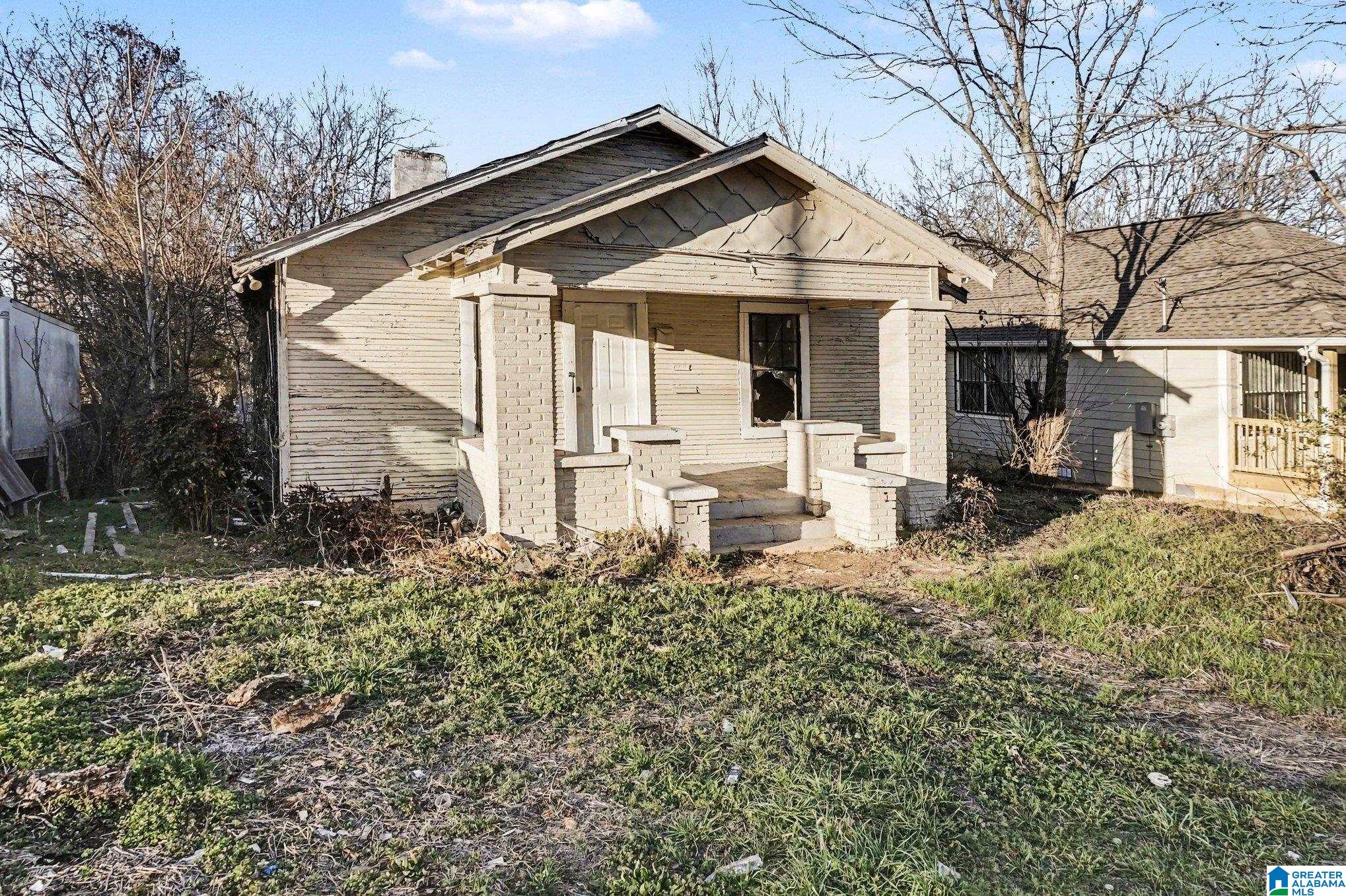 Homes for sale in Fairfield, AL | 212 56th Street, Fairfield, AL 35064 | MLS# 21453586