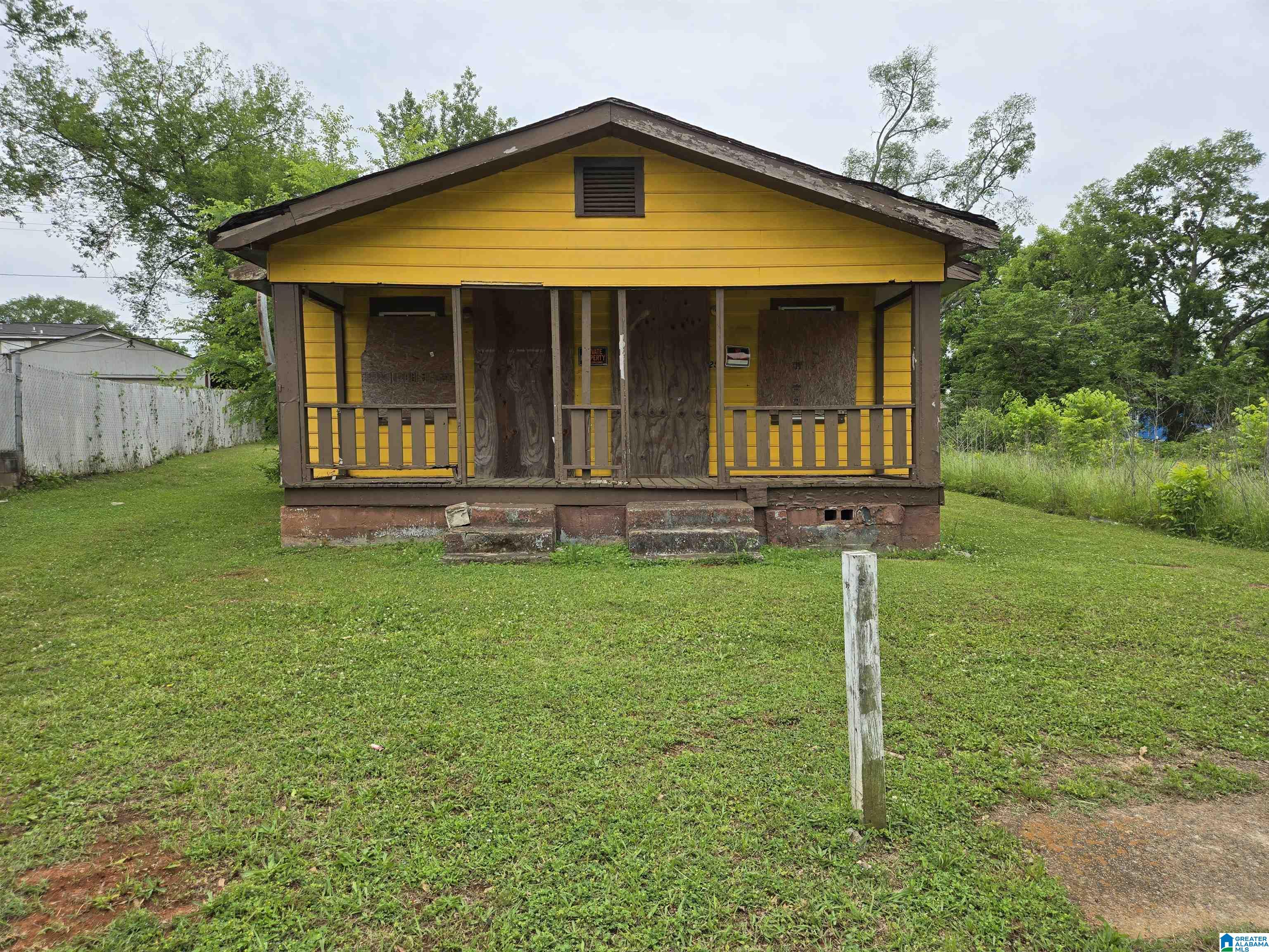 Homes for sale in Birmingham, AL | 2509 College Avenue Sw, Birmingham, AL 35211 | MLS# 21453621