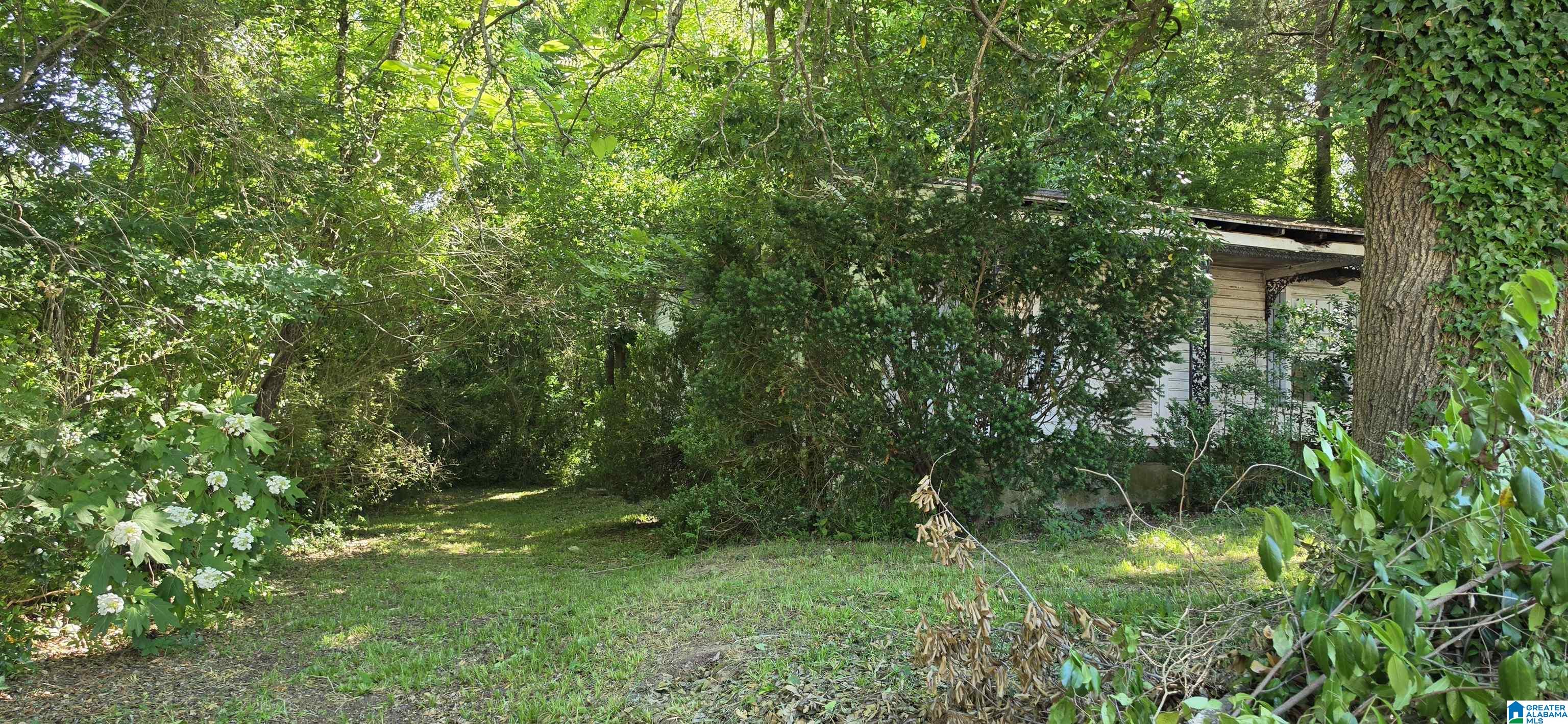 Photo 3 of Sale Pending at 1108 Oak St, Birmingham, AL 35228 | MLS# 21453625 | Listing updated on 2026-08-31