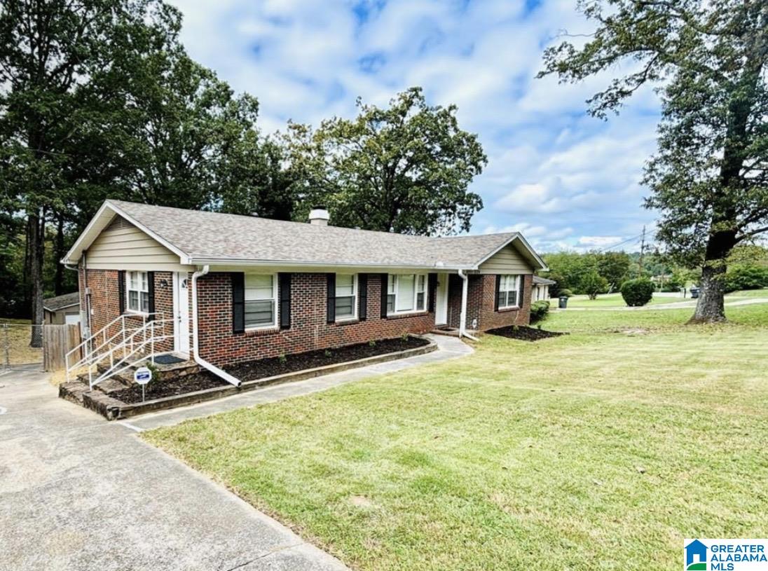 Photo 3 of Single family home for sale at 2124 3rd Street NW, Center Point, AL 35215 | MLS# 21453628 | Listing updated on 2026-06-29