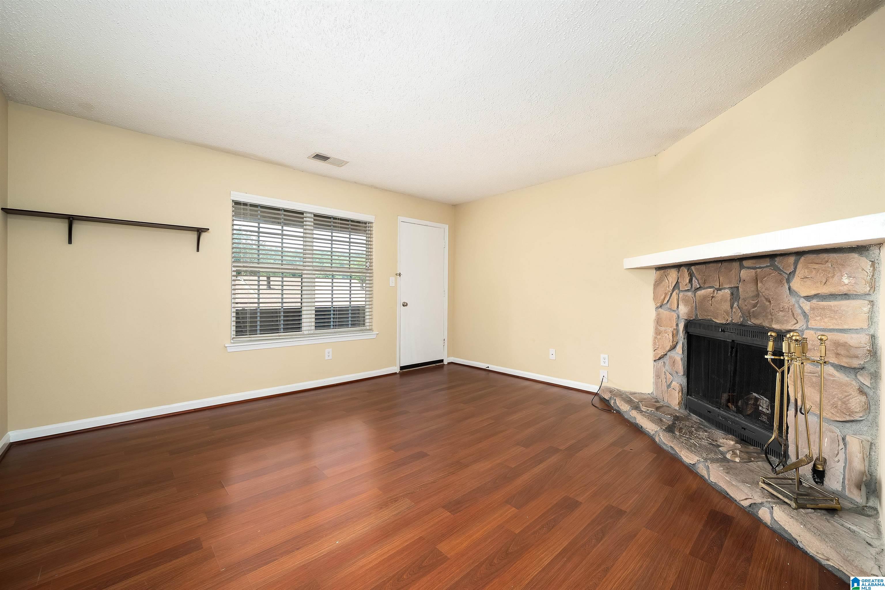 Homes for sale in Hoover, AL | 1108 Chapel Creek Dr #1108, Hoover, AL 35226 | MLS# 21453642