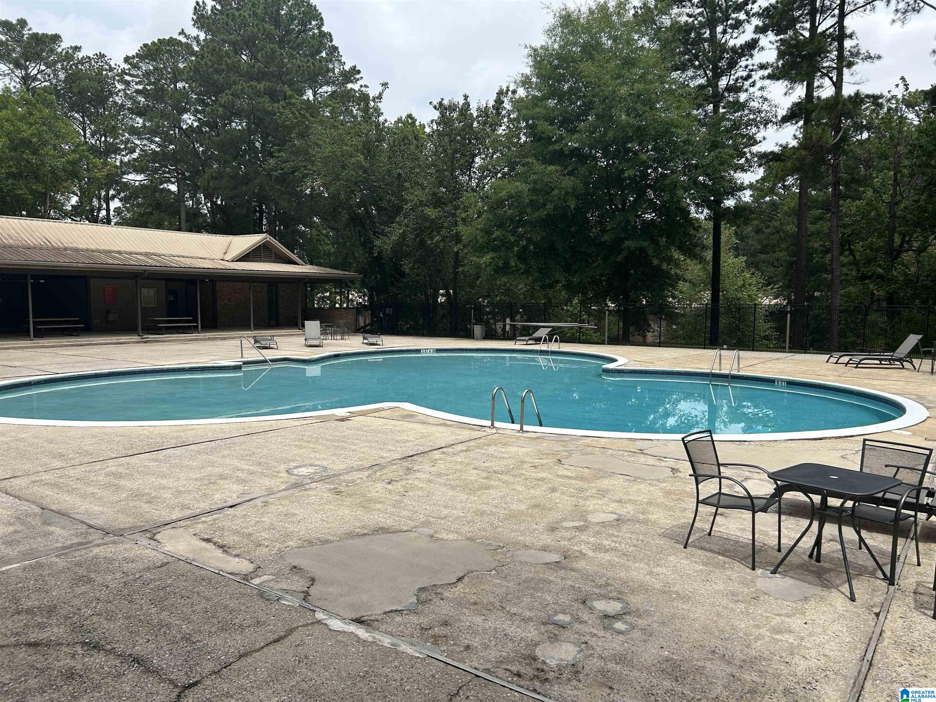 Homes for sale in Hoover, AL | 3101 Lorna Road #422, Hoover, AL 35216 | MLS# 21453659