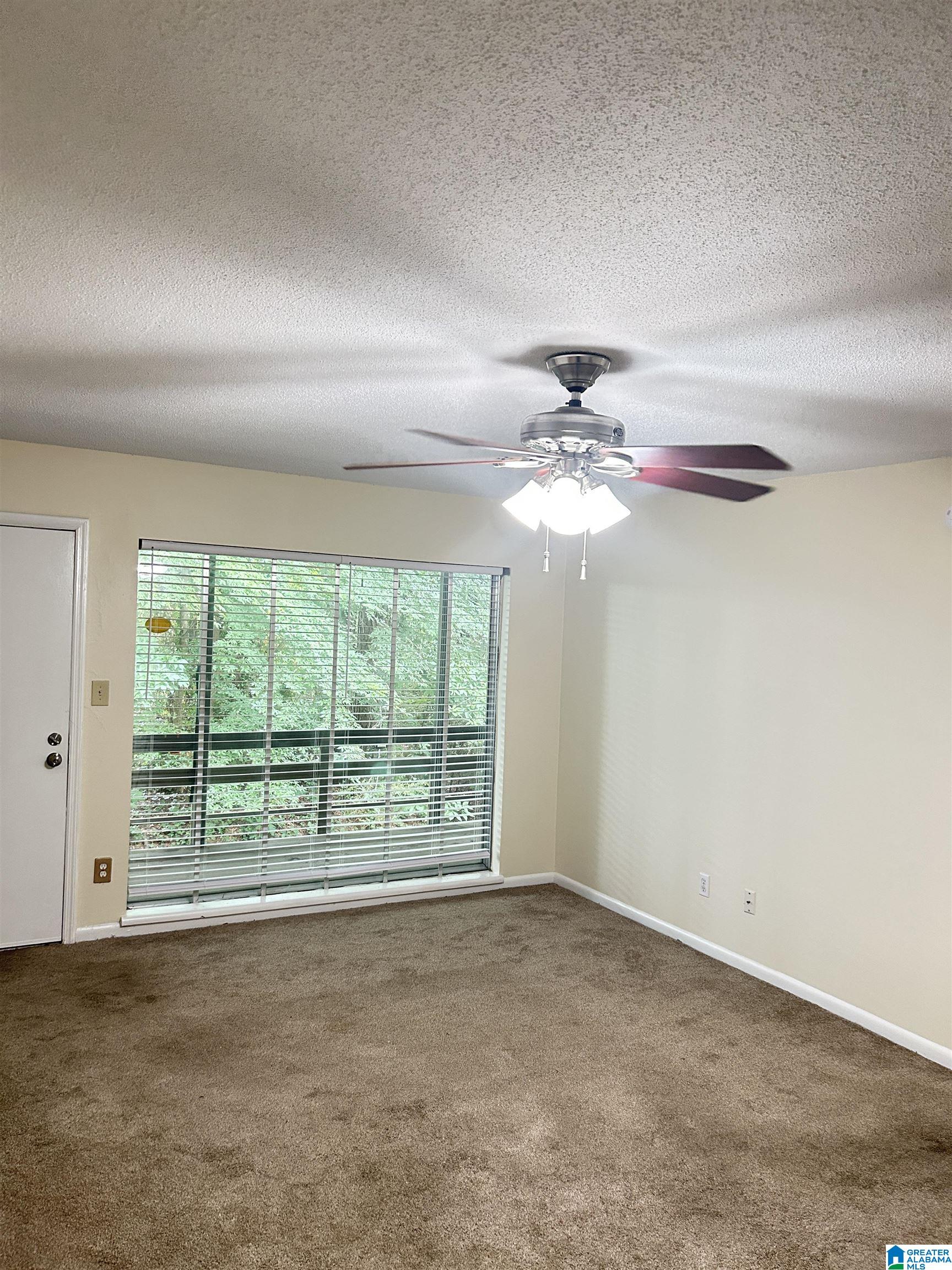 Homes for sale in Hoover, AL | 3101 Lorna Road #422, Hoover, AL 35216 | MLS# 21453659