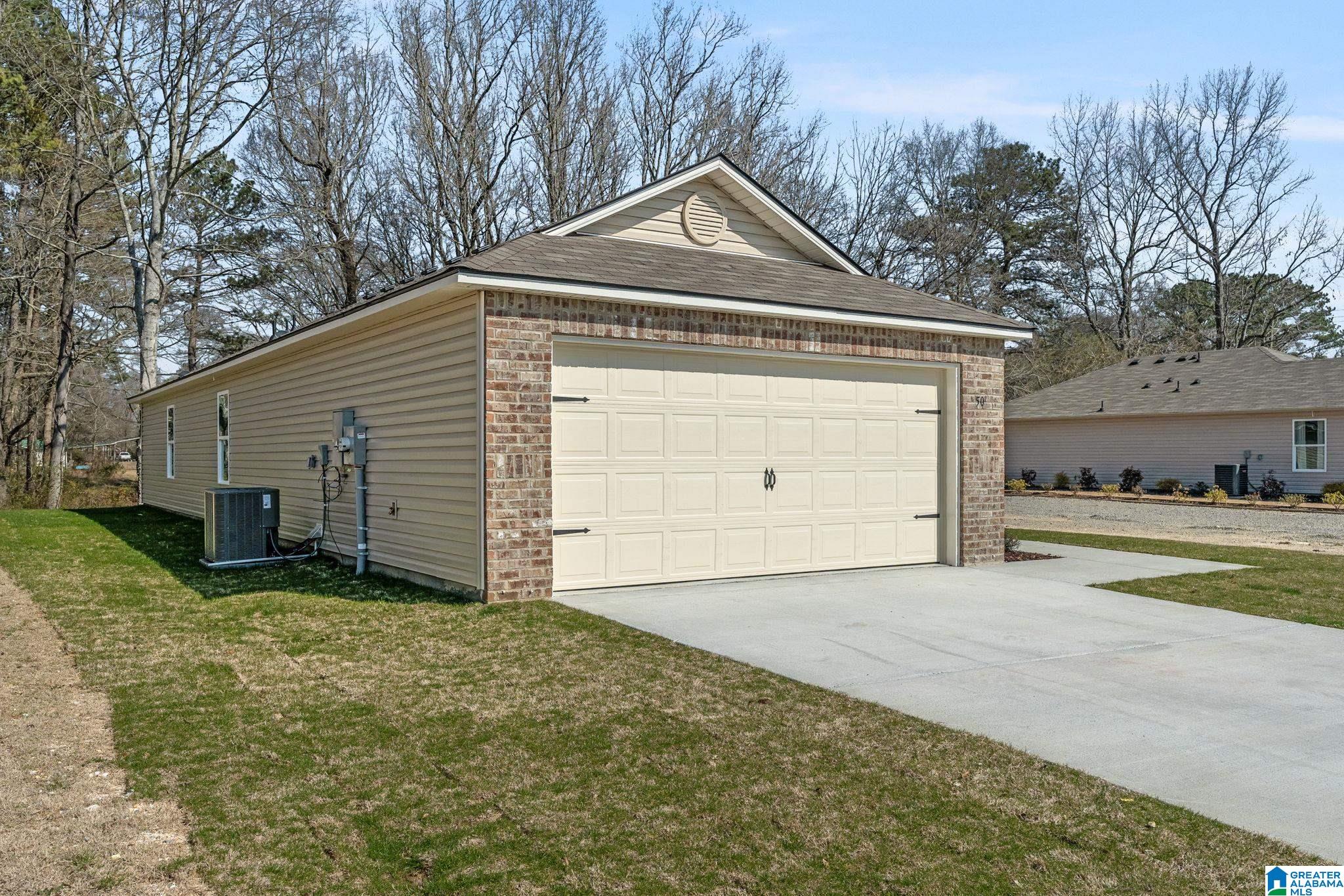 Homes for sale in Childersburg, AL | 118 College Park Dr, Childersburg, AL 35044 | MLS# 21453765