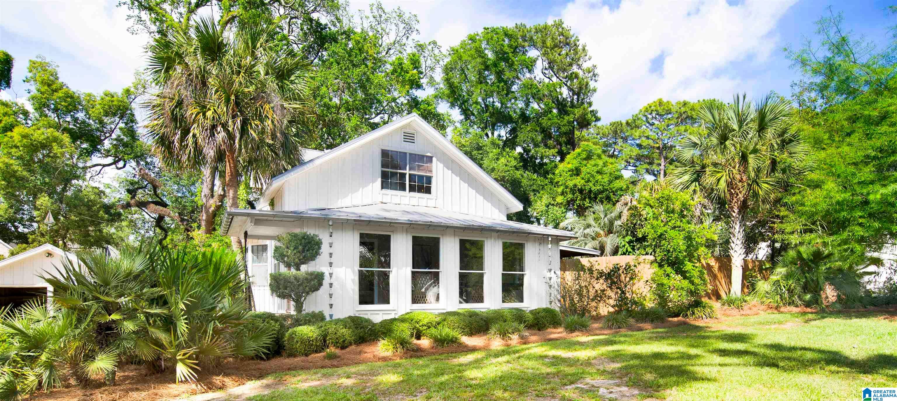 Homes for sale in Fairhope, AL | 153 Orange Avenue, Fairhope, AL 36532 | MLS# 21453822