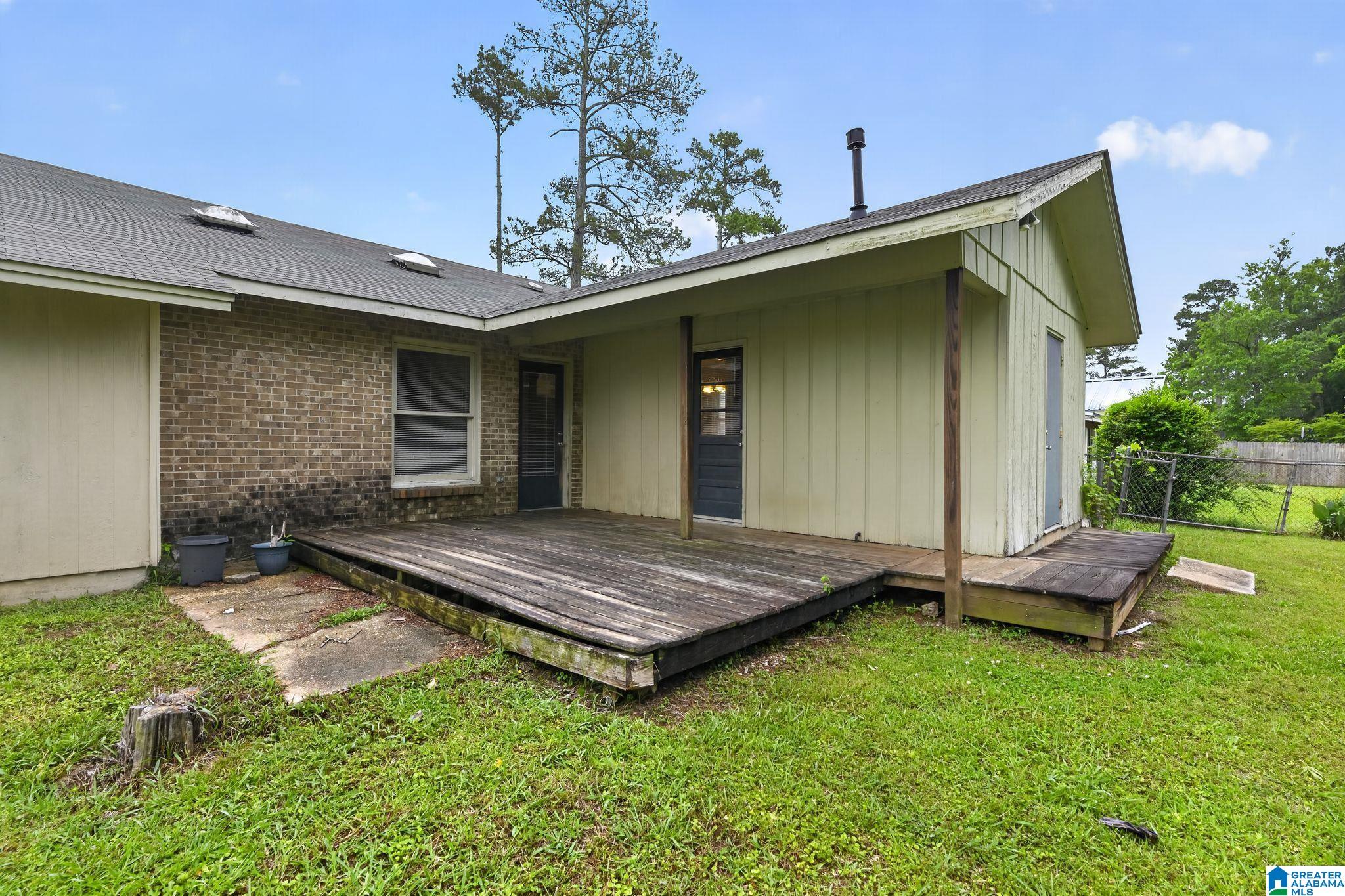 Photo 2 of Sale Pending at 3328 Cross Crk Dr, Montgomery, AL 36116 | MLS# 21453853 | Listing updated on 2026-06-15
