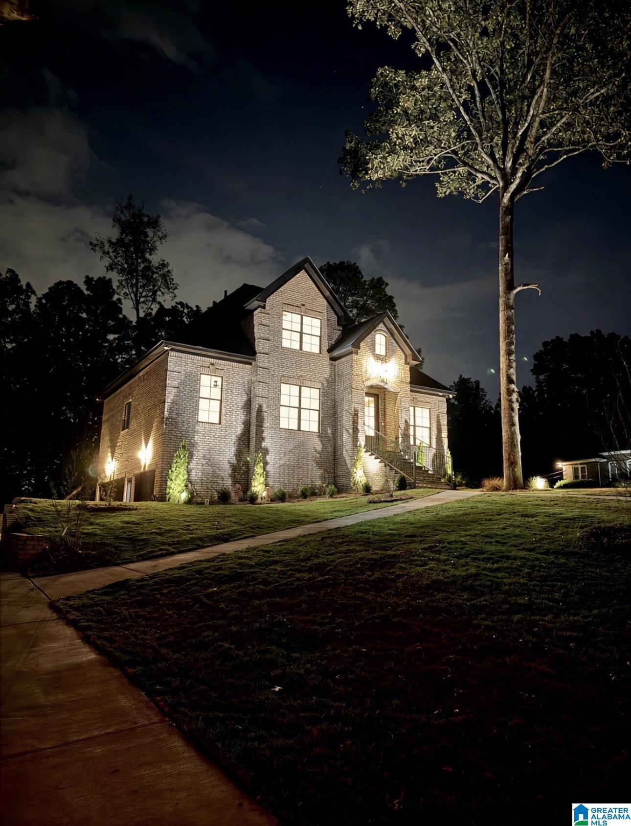 Photo 2 of Single family home for sale at 263 Norwick Forest Dr, Alabaster, AL 35007 | MLS# 21453894 | Listing updated on 2026-09-25