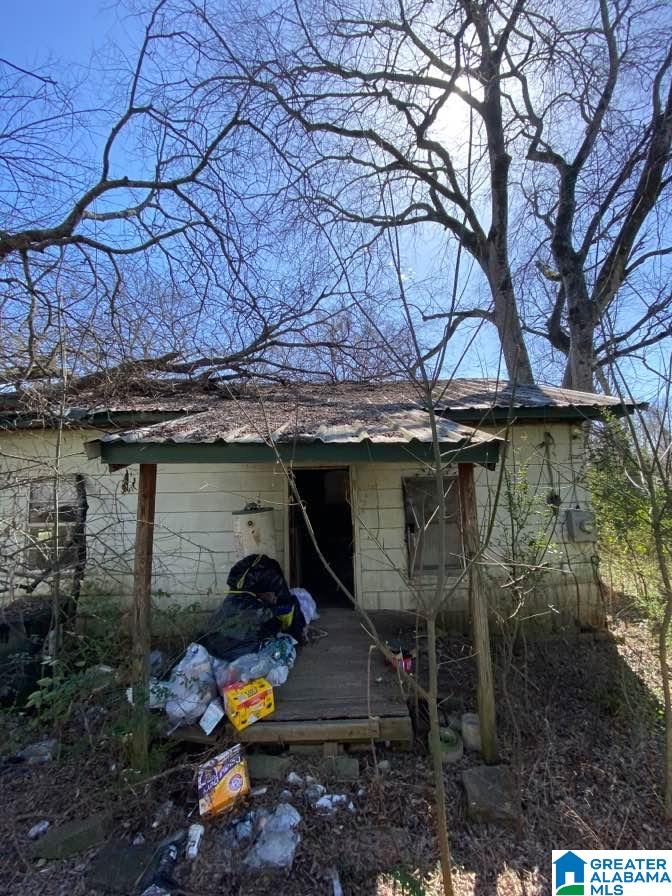 Homes for sale in Ragland, AL | 120 Railroad Avenue, Ragland, AL 35131 | MLS# 21453916