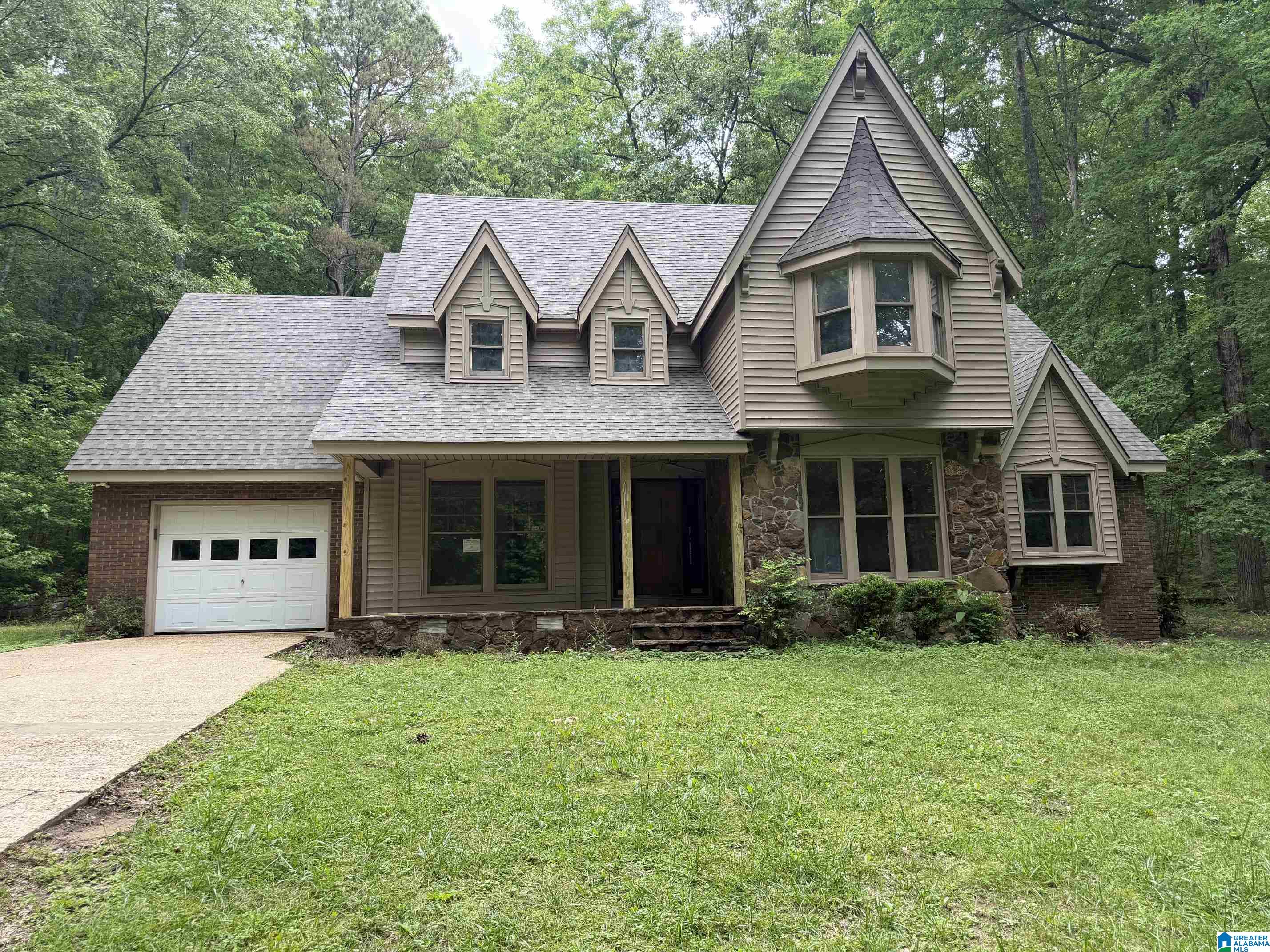Homes for sale in Fayette, AL | 2215 County Road 81, Fayette, AL 35555 | MLS# 21453928
