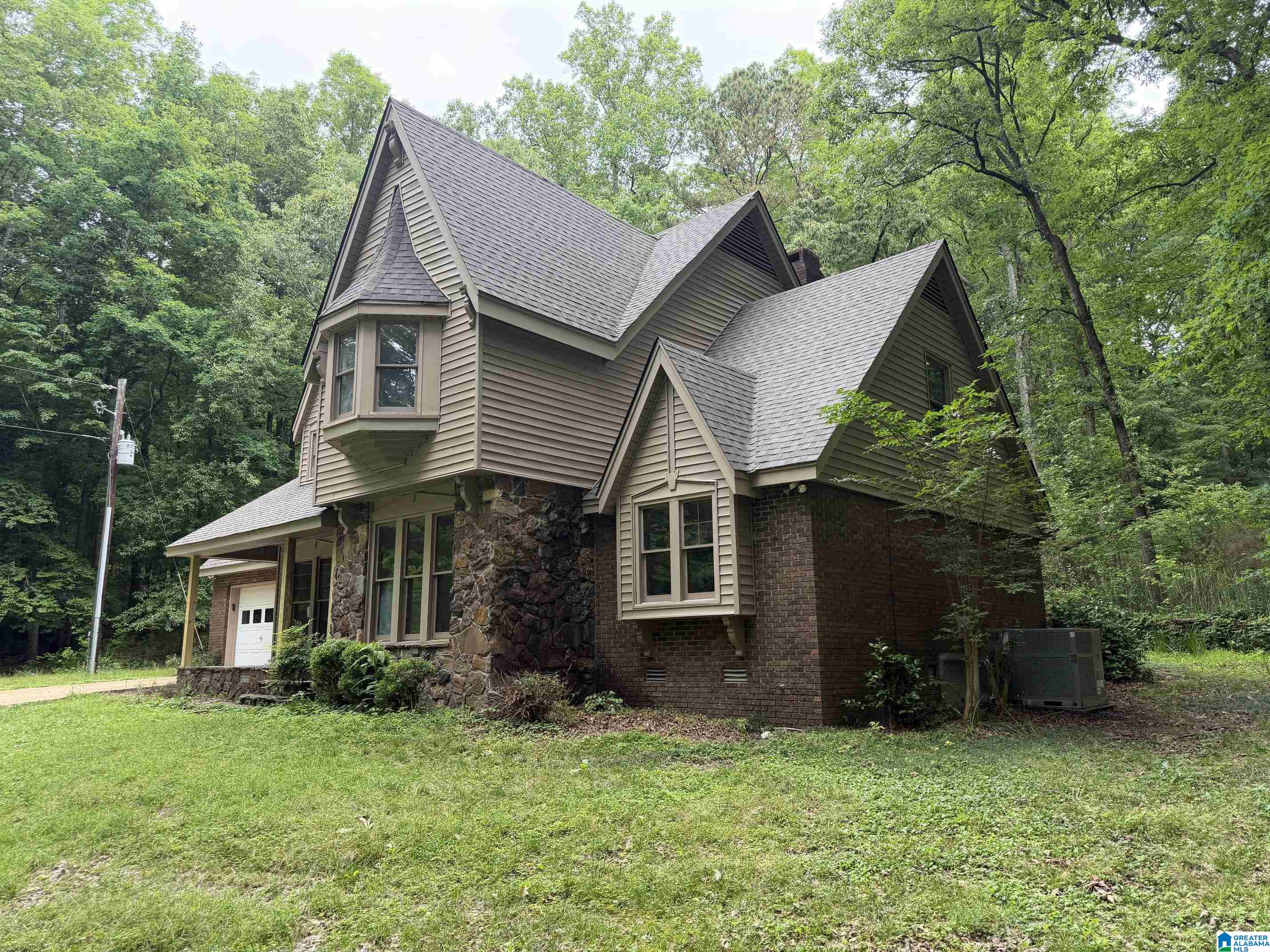 Homes for sale in Fayette, AL | 2215 County Road 81, Fayette, AL 35555 | MLS# 21453928