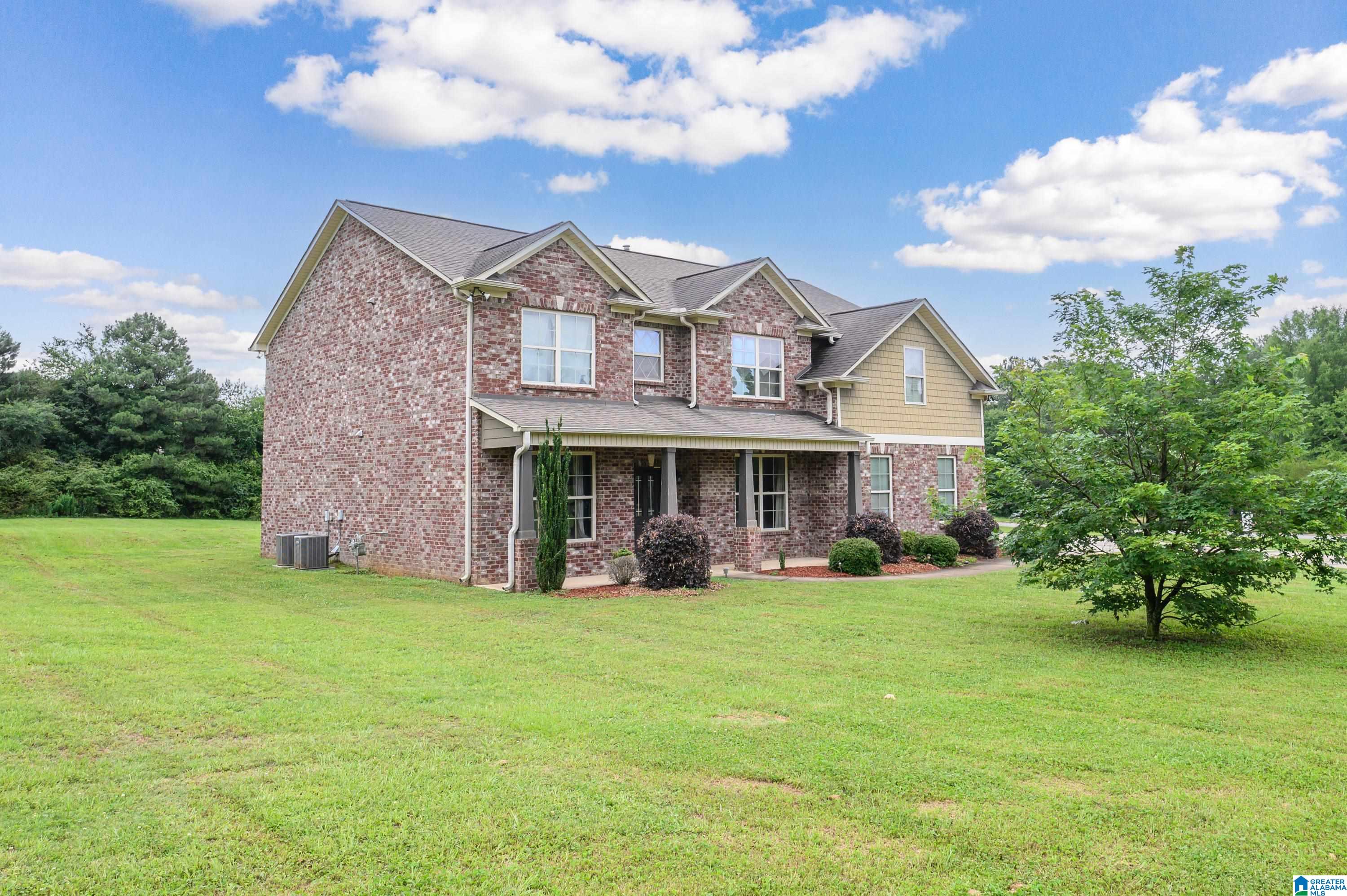 3rd image of 4021 Lindsey Dr, Bessemer, AL 35022 | MLS# 21453945