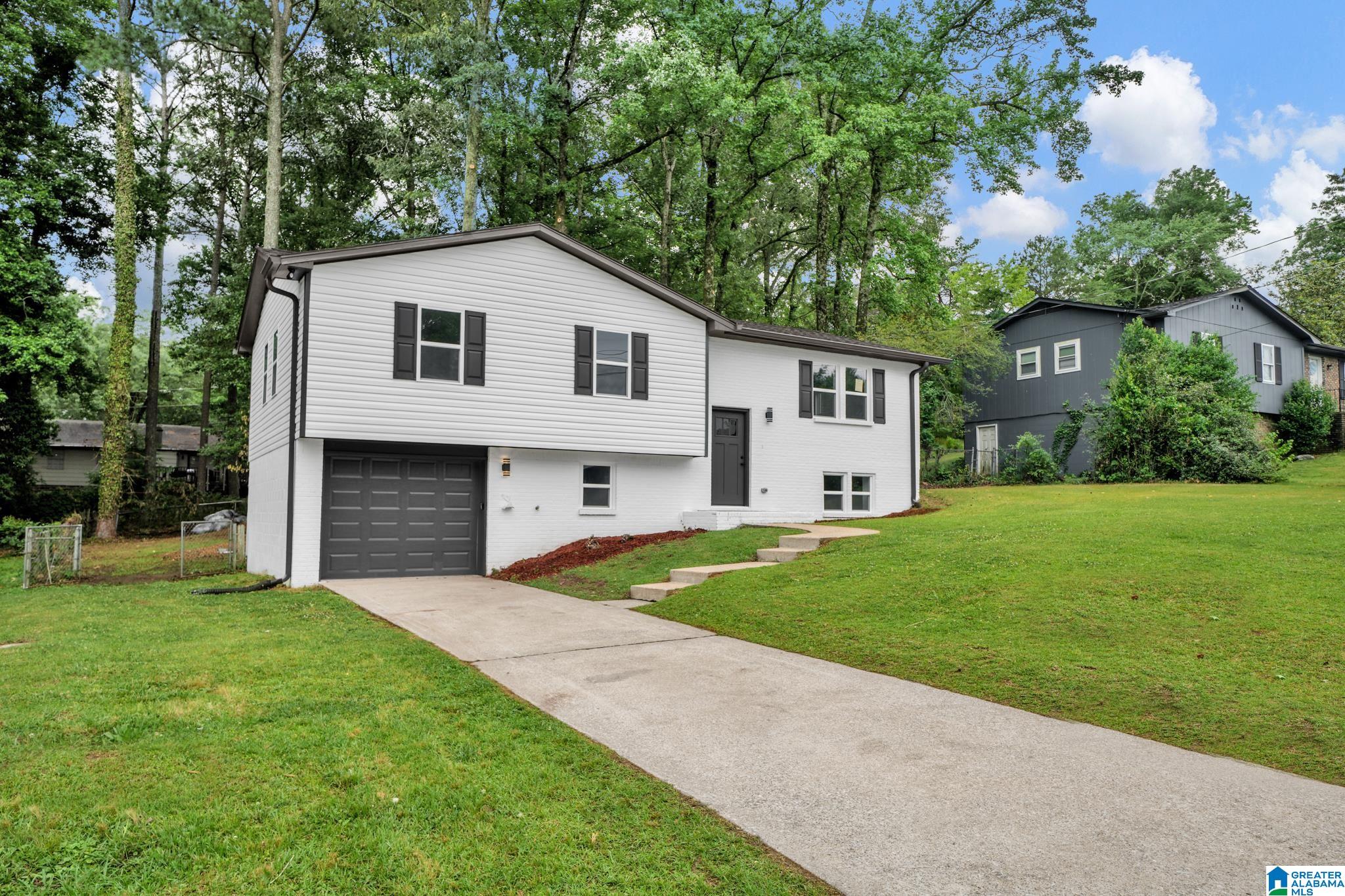 Homes for sale in Birmingham, AL | 1903 Croyden Circle, Birmingham, AL 35235 | MLS# 21453992