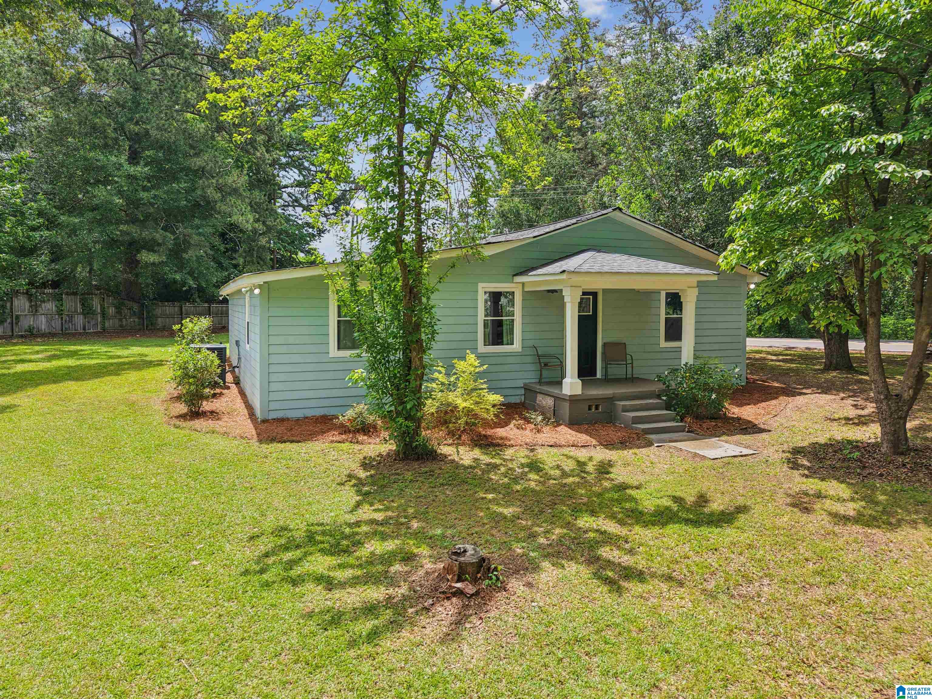 Homes for sale in Gardendale, AL | 340 Glenn Chapel Road, Gardendale, AL 35071 | MLS# 21454045