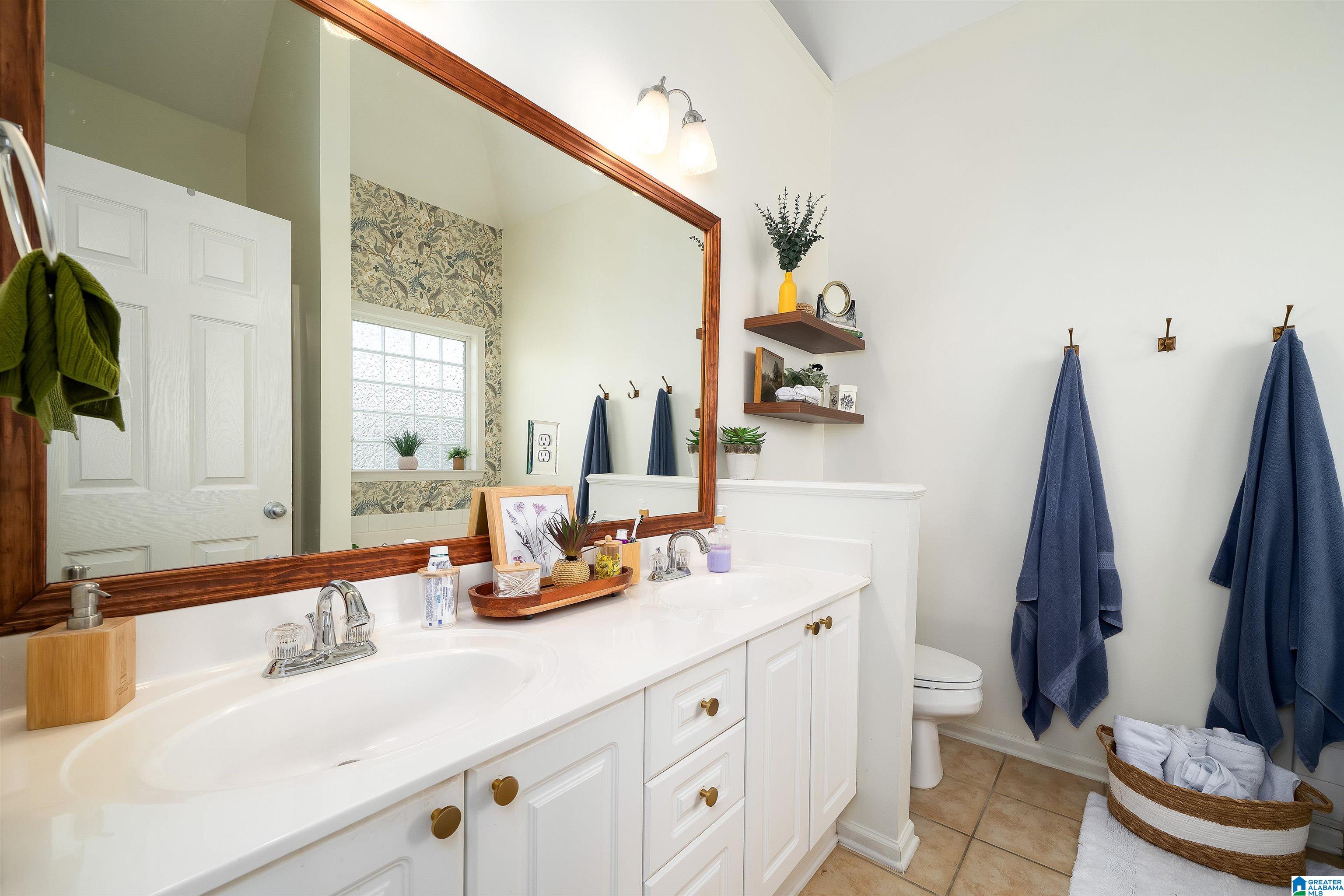 Photo 4 of Single family home for sale at 3029 Stonecreek Tr, Helena, AL 35080 | MLS# 21454080 | Listing updated on 2026-09-02