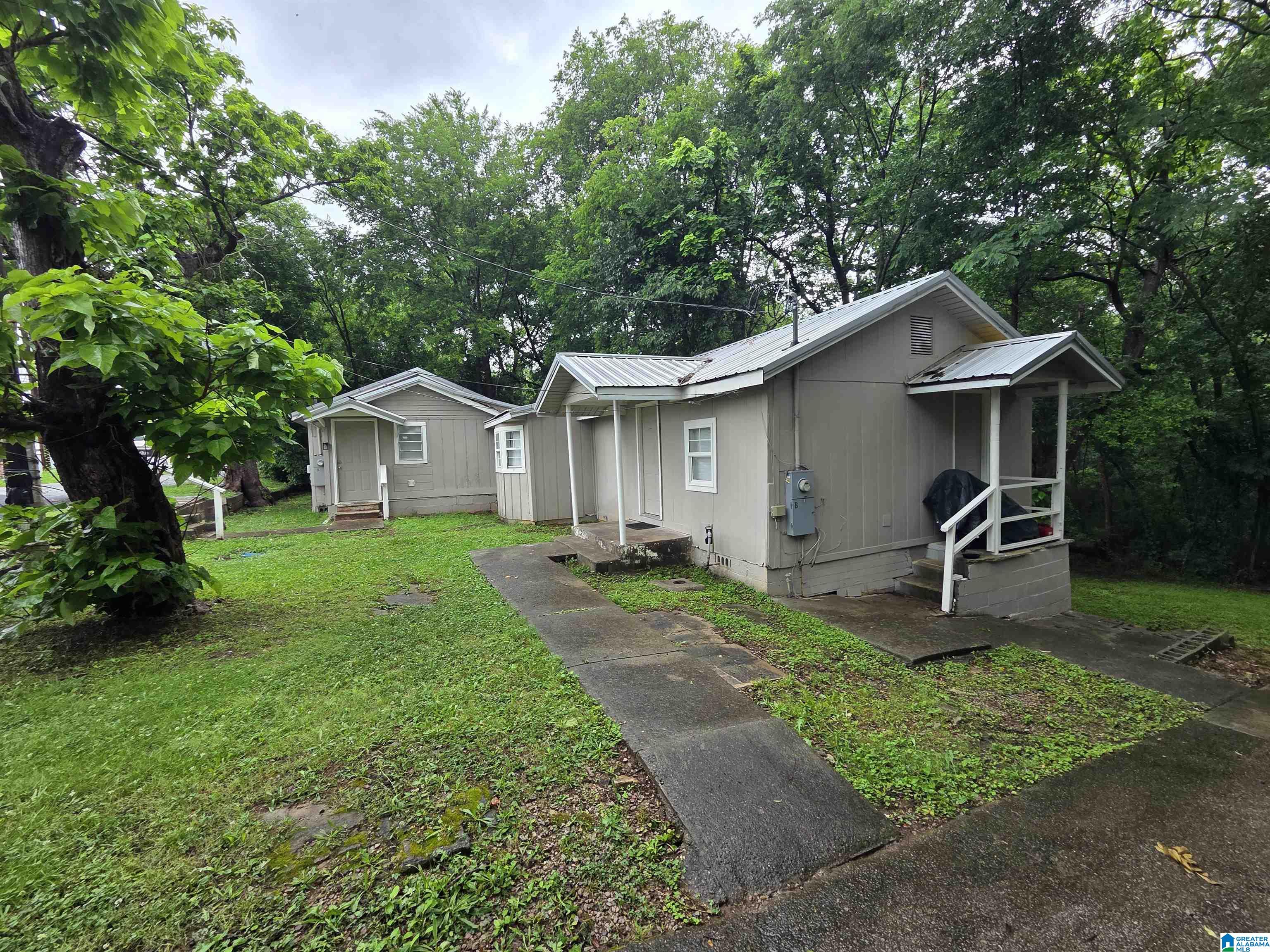 2nd image of 27 1st Street Ne, Graysville, AL 35073 | MLS# 21454086