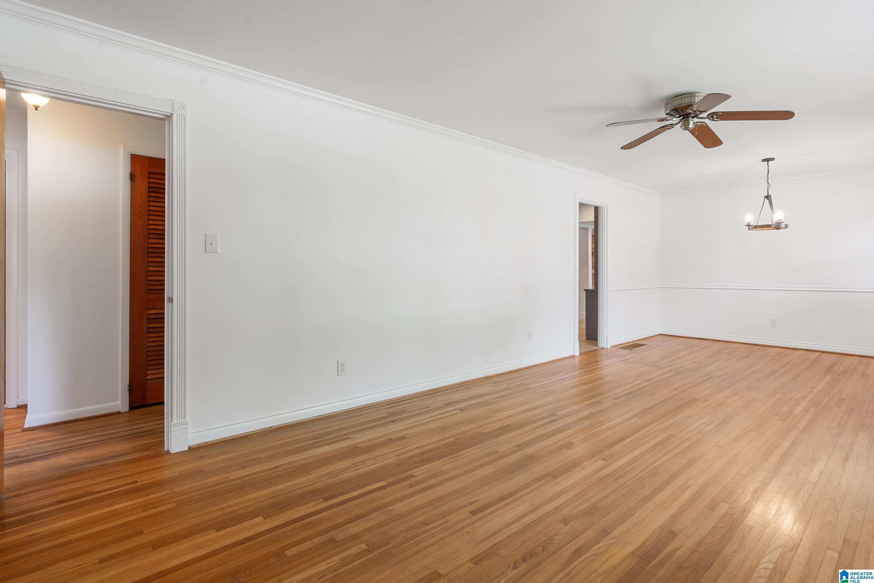 Homes for sale in Homewood, AL | 717 Hillmoor Lane, Homewood, AL 35209 | MLS# 21454093