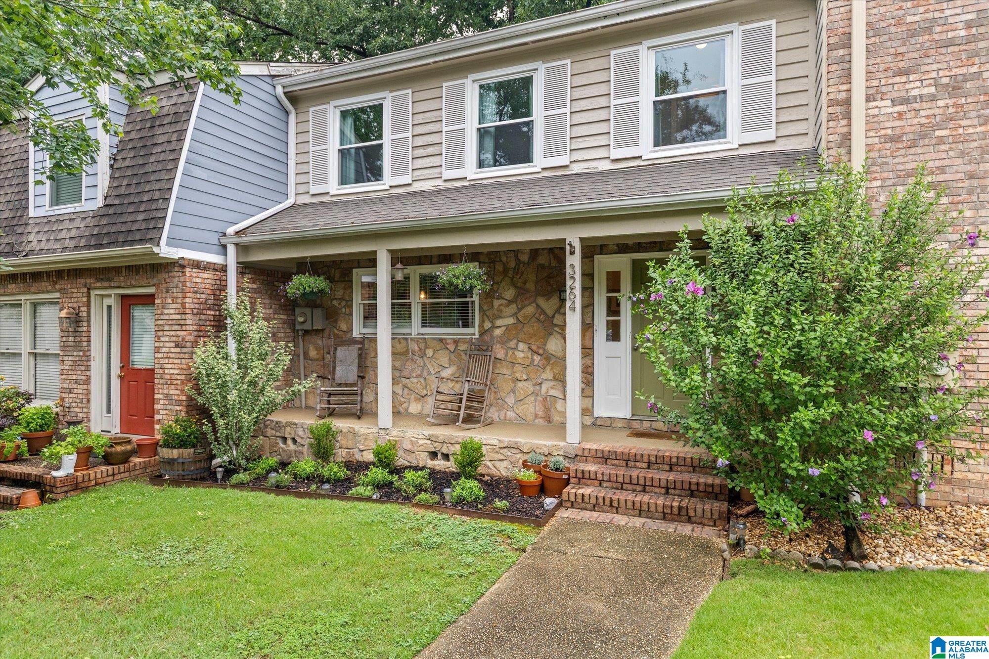 Homes for sale in Vestavia, AL | 3264 Overton Manor Dr, Vestavia, AL 35243 | MLS# 21454122