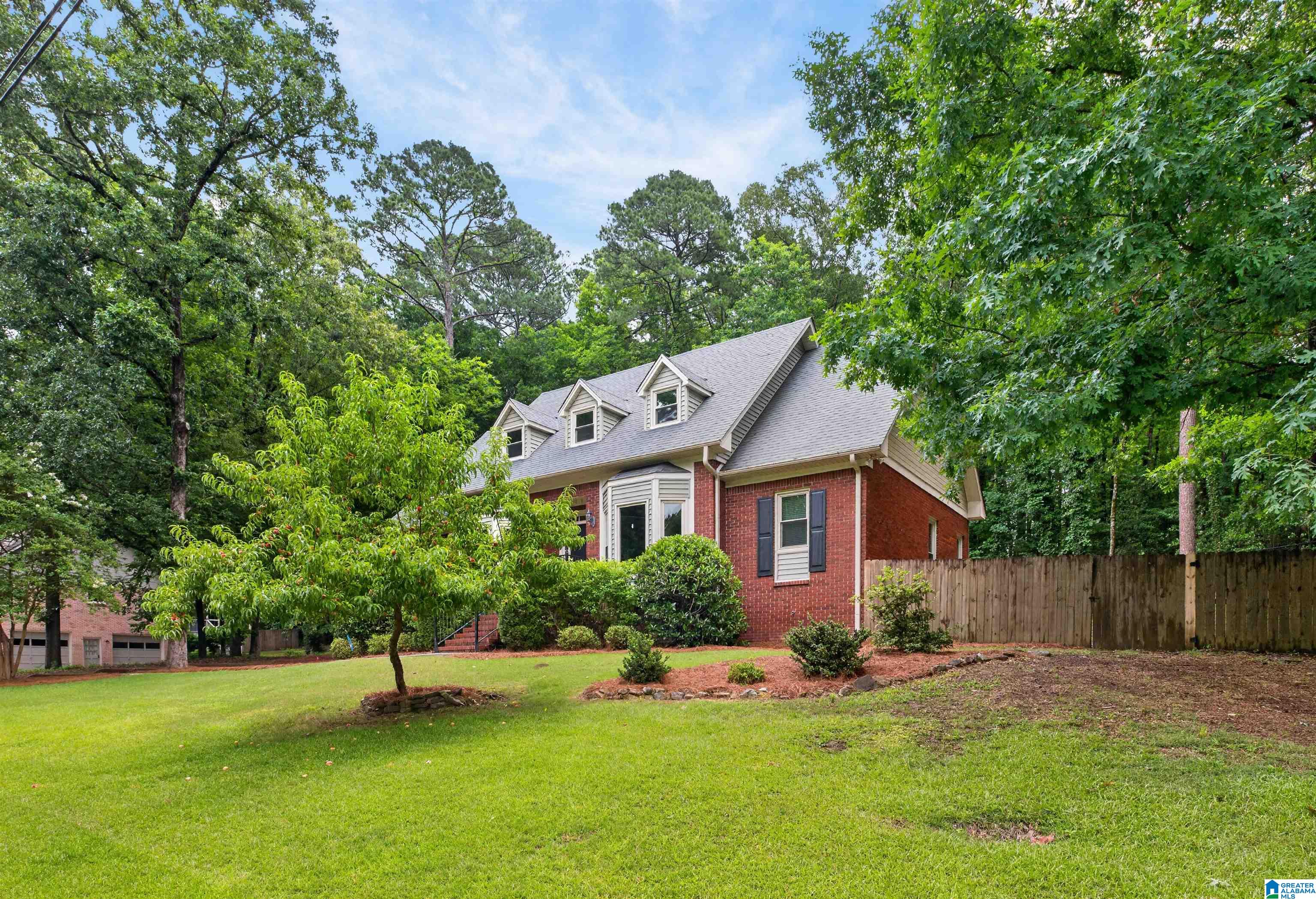 5th image of 495 Hillandell Dr, Hoover, AL 35244 | MLS# 21454131