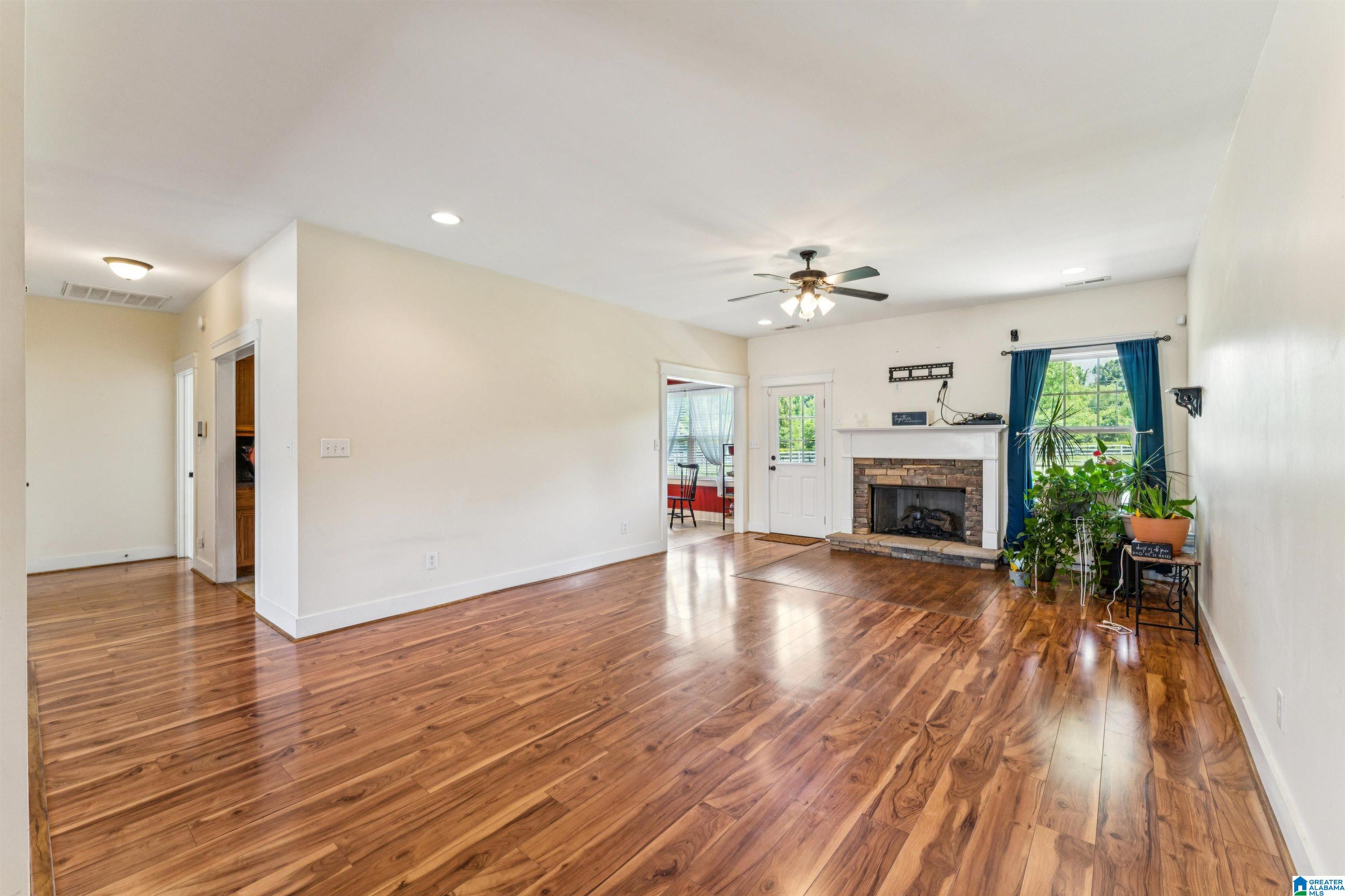 4th image of 35 Smith Glen Dr, Springville, AL 35146 | MLS# 21454138
