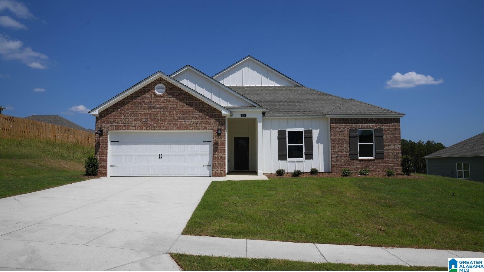 Photo 1 of Single family home for sale at 704 Empire Ave, Chelsea, AL 35043 | MLS# 21454150 | Listing updated on 2026-09-21