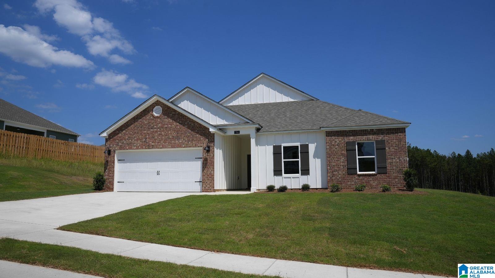 Photo 2 of Single family home for sale at 704 Empire Ave, Chelsea, AL 35043 | MLS# 21454150 | Listing updated on 2026-09-21