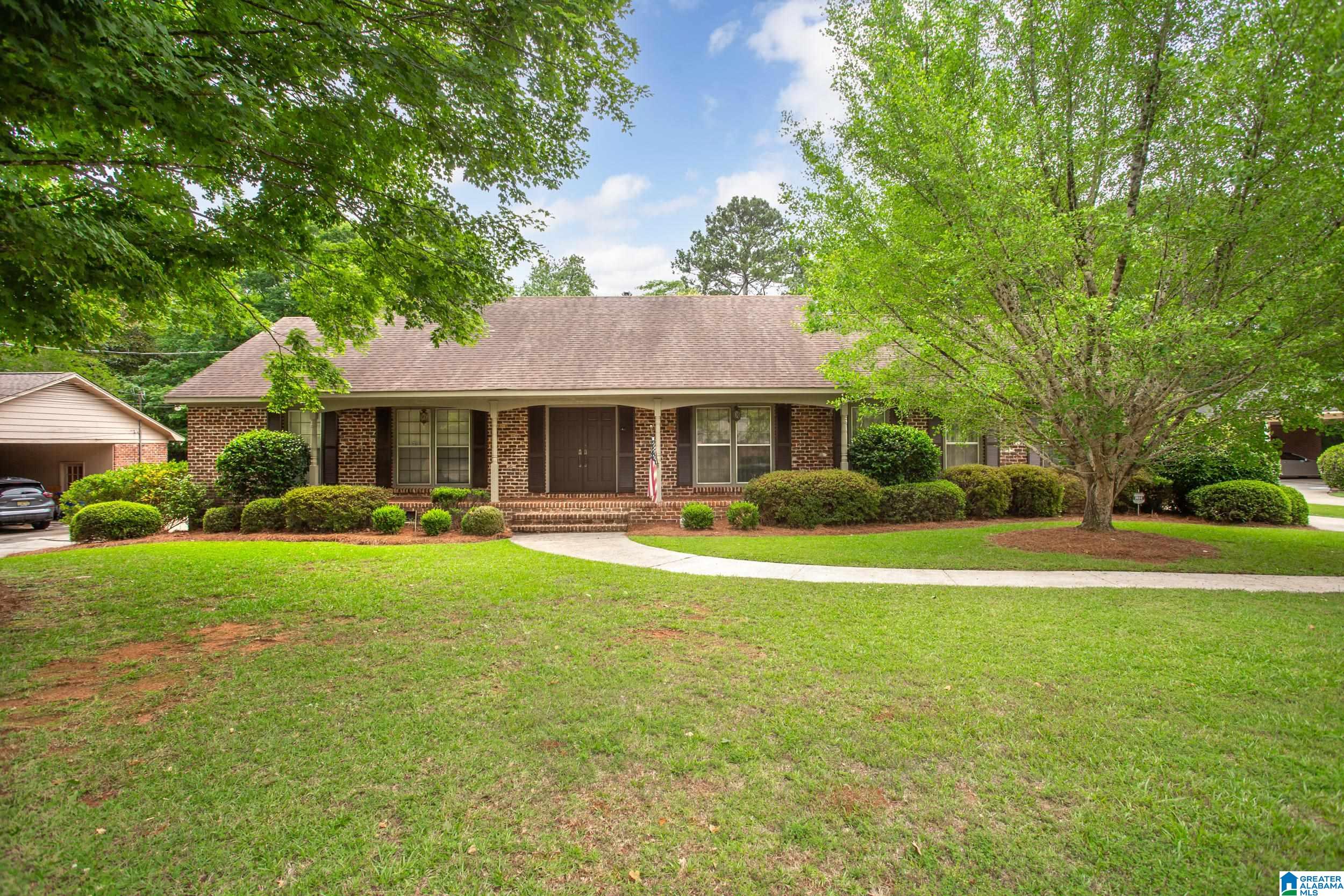 Homes for sale in Talladega, AL | 1123 Shady Lane Circle, Talladega, AL 35160 | MLS# 21454154