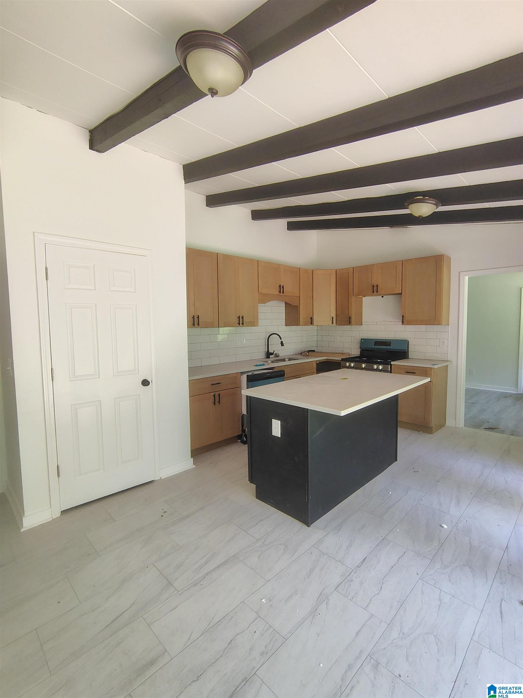 2nd image of 1845 Valgreen Lane, Hoover, AL 35226 | MLS# 21454182