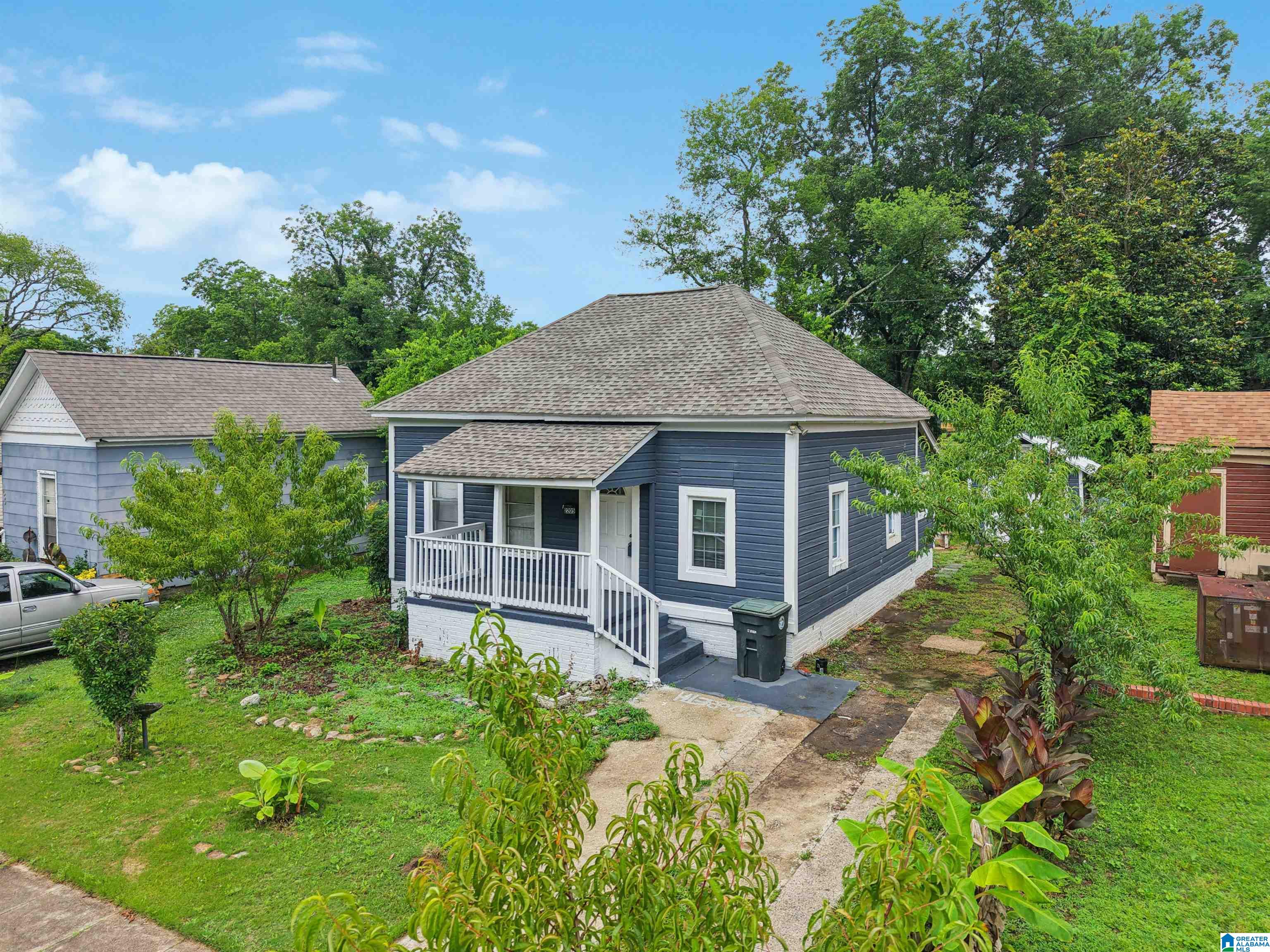 Photo 2 of Single family home for sale at 2205 35th Avenue N, Birmingham, AL 35207 | MLS# 21454212 | Listing updated on 2026-07-21