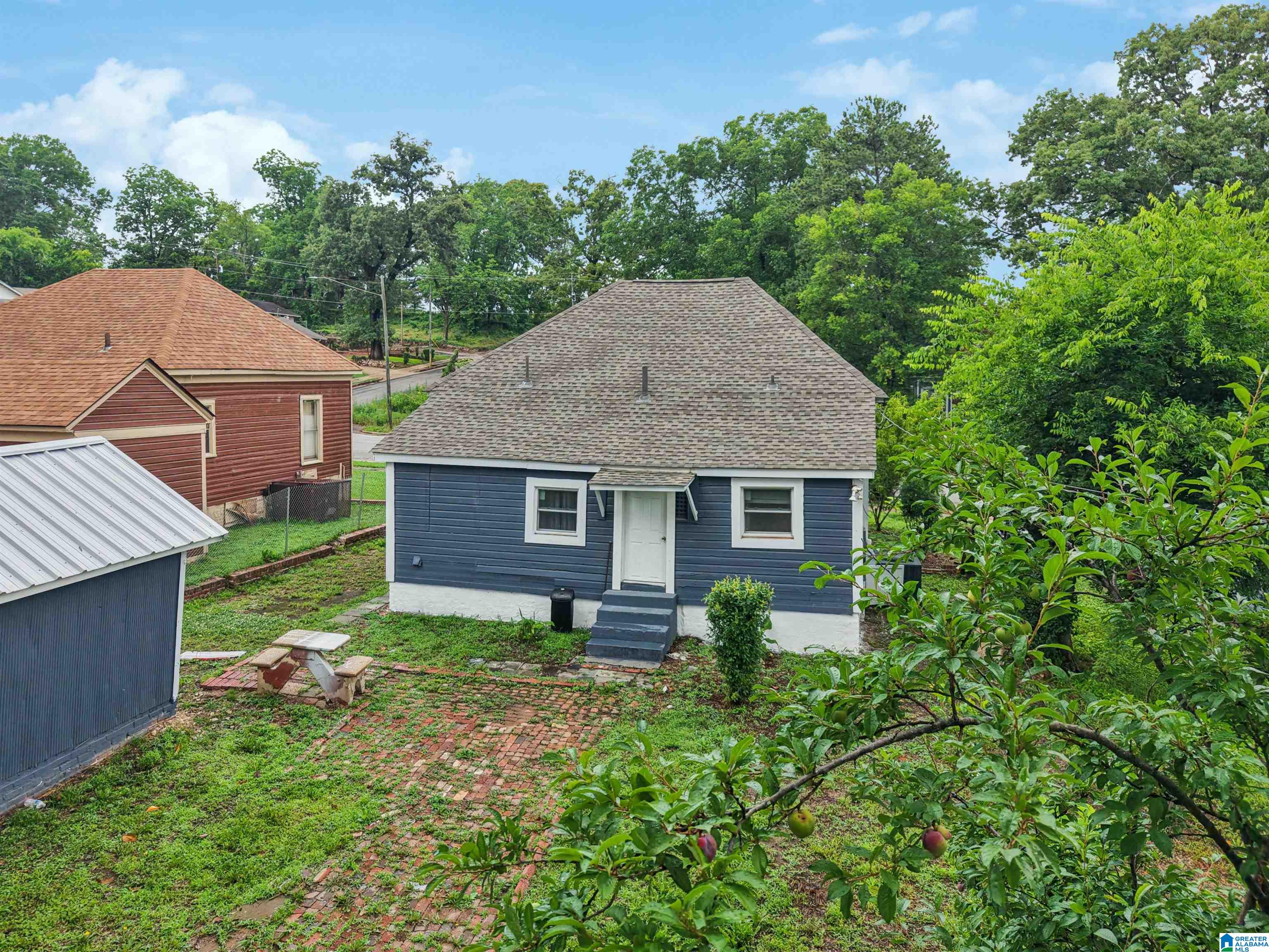 Photo 4 of Single family home for sale at 2205 35th Avenue N, Birmingham, AL 35207 | MLS# 21454212 | Listing updated on 2026-07-21