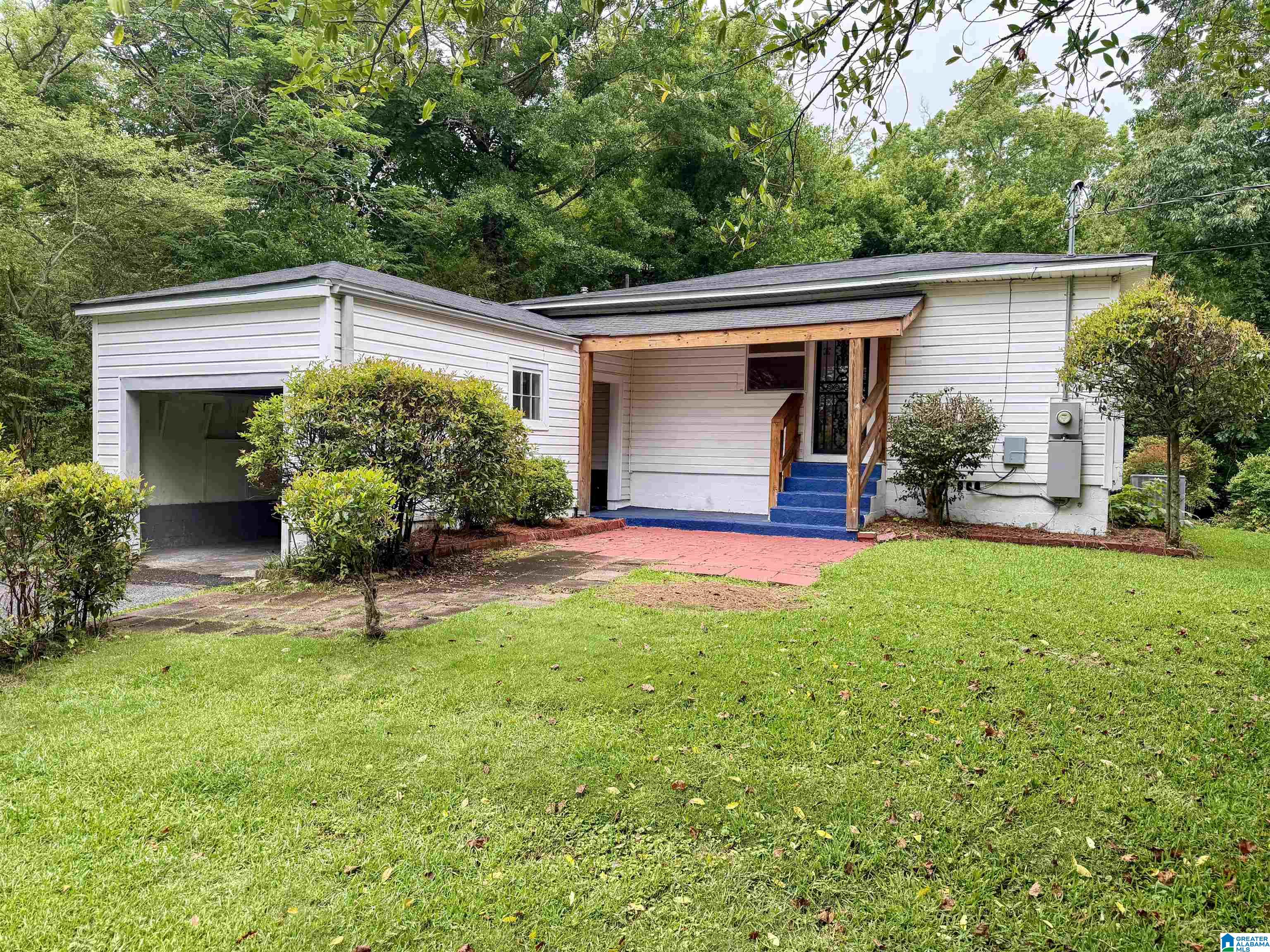 Homes for sale in Hoover, AL | 1515 Alford Avenue, Hoover, AL 35226 | MLS# 21454292