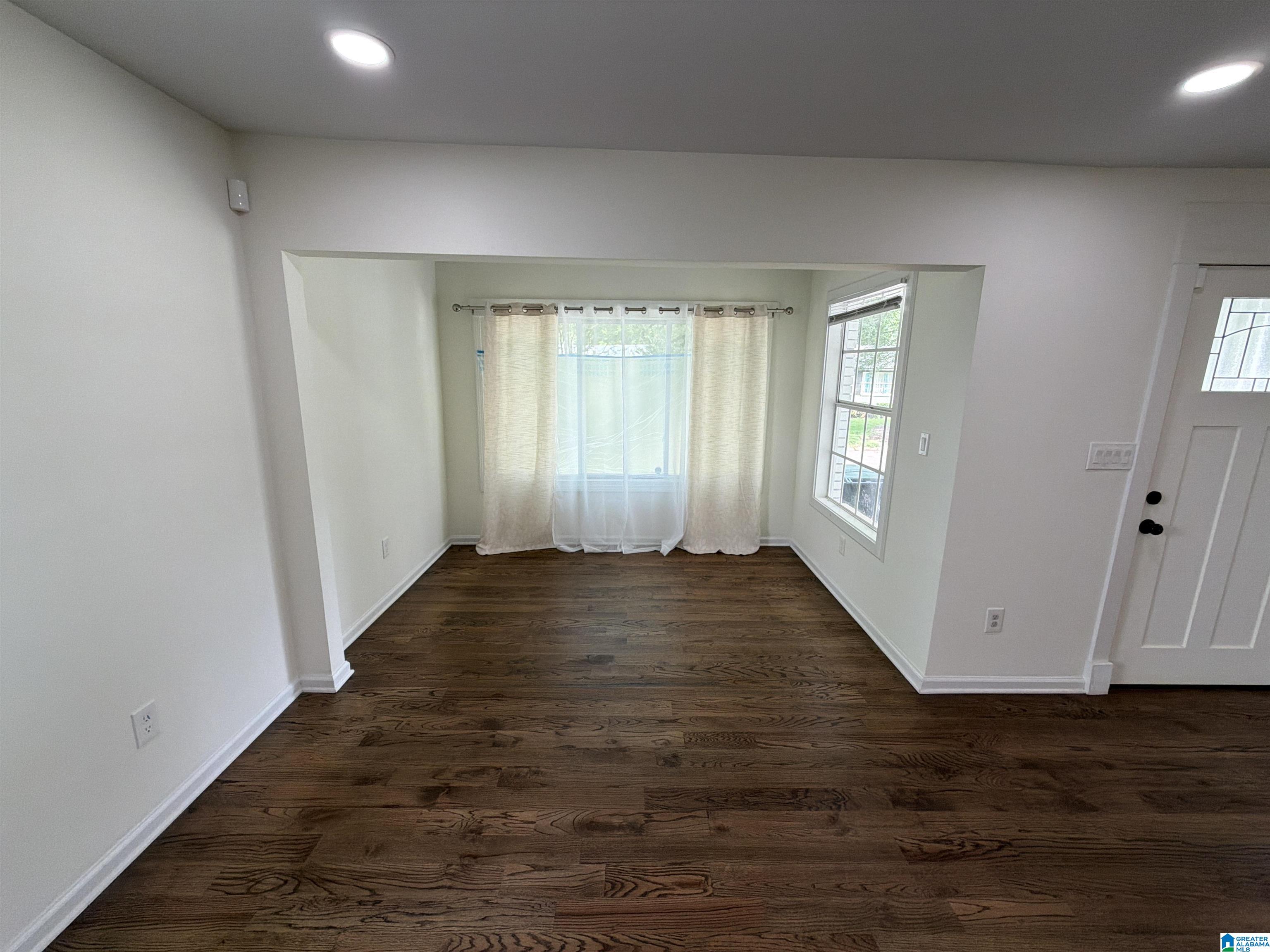 Photo 2 of Single family home for sale at 4605 Hillman Dr Sw, Birmingham, AL 35221 | MLS# 21454302 | Listing updated on 2026-06-18