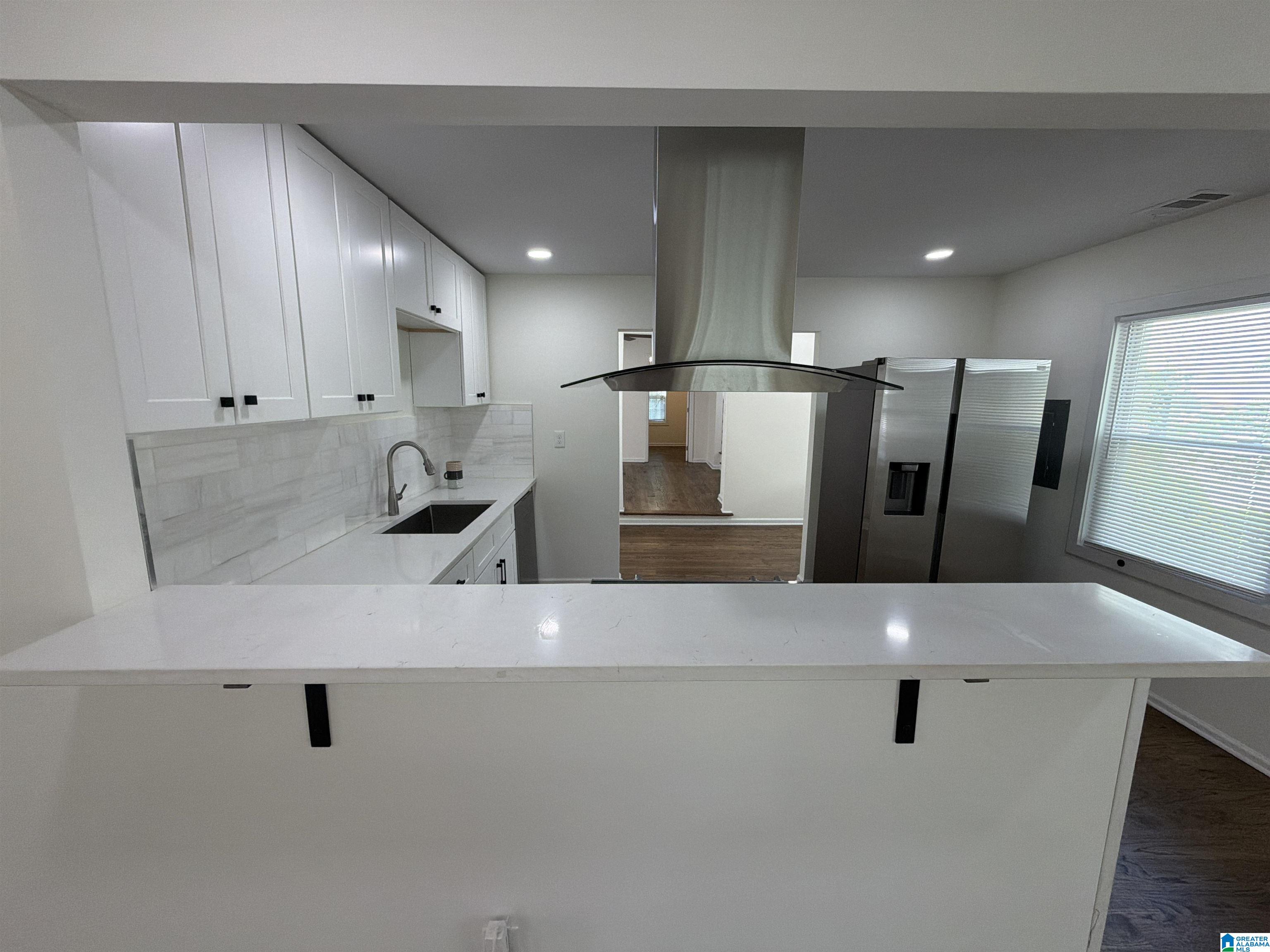 Photo 3 of Single family home for sale at 4605 Hillman Dr SW, Birmingham, AL 35221 | MLS# 21454302 | Listing updated on 2026-06-18