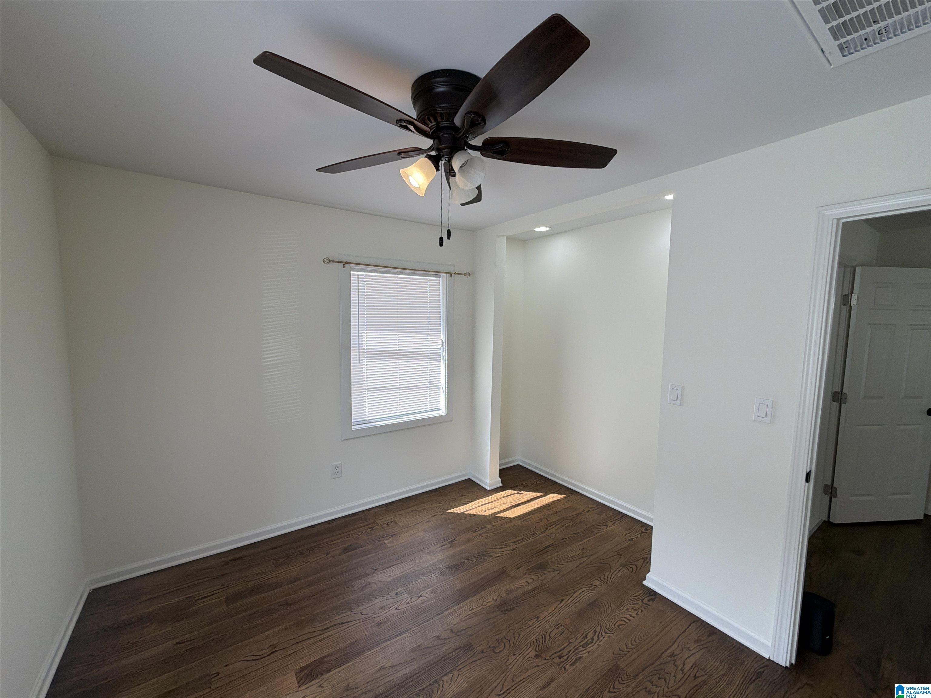 Photo 4 of Single family home for sale at 4605 Hillman Dr SW, Birmingham, AL 35221 | MLS# 21454302 | Listing updated on 2026-06-18