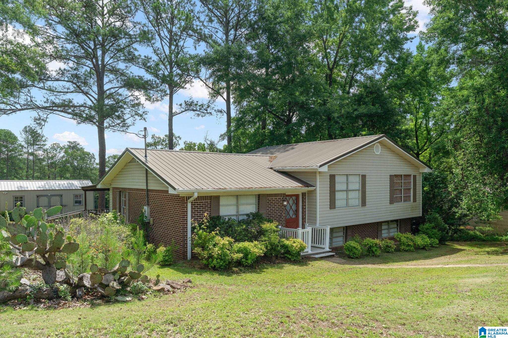 3rd image of 421 16Th Street, Calera, AL 35040 | MLS# 21454310