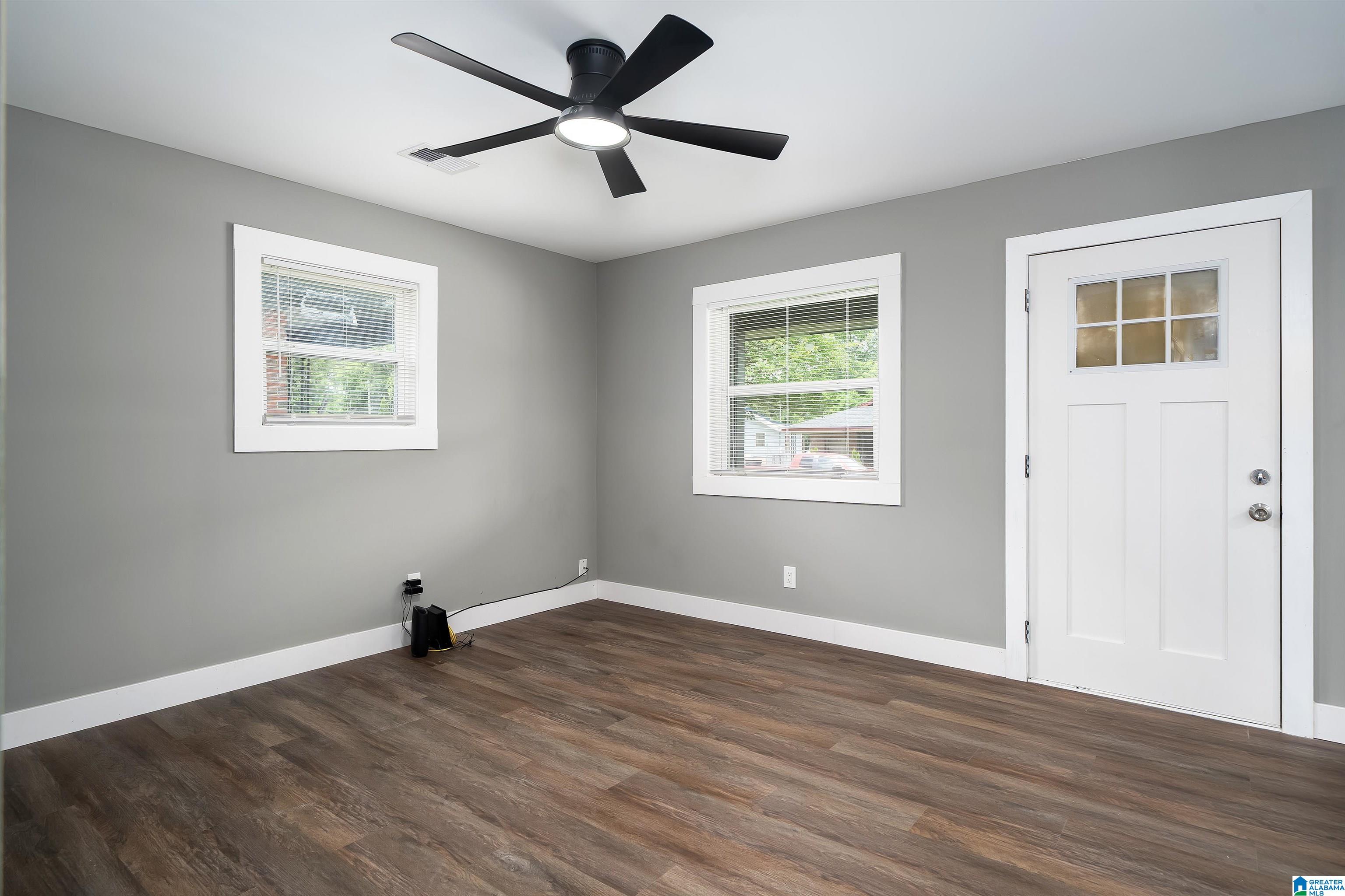 Photo 3 of Single family home for sale at 3329 32nd Place N, Birmingham, AL 35207 | MLS# 21454311 | Listing updated on 2026-07-16