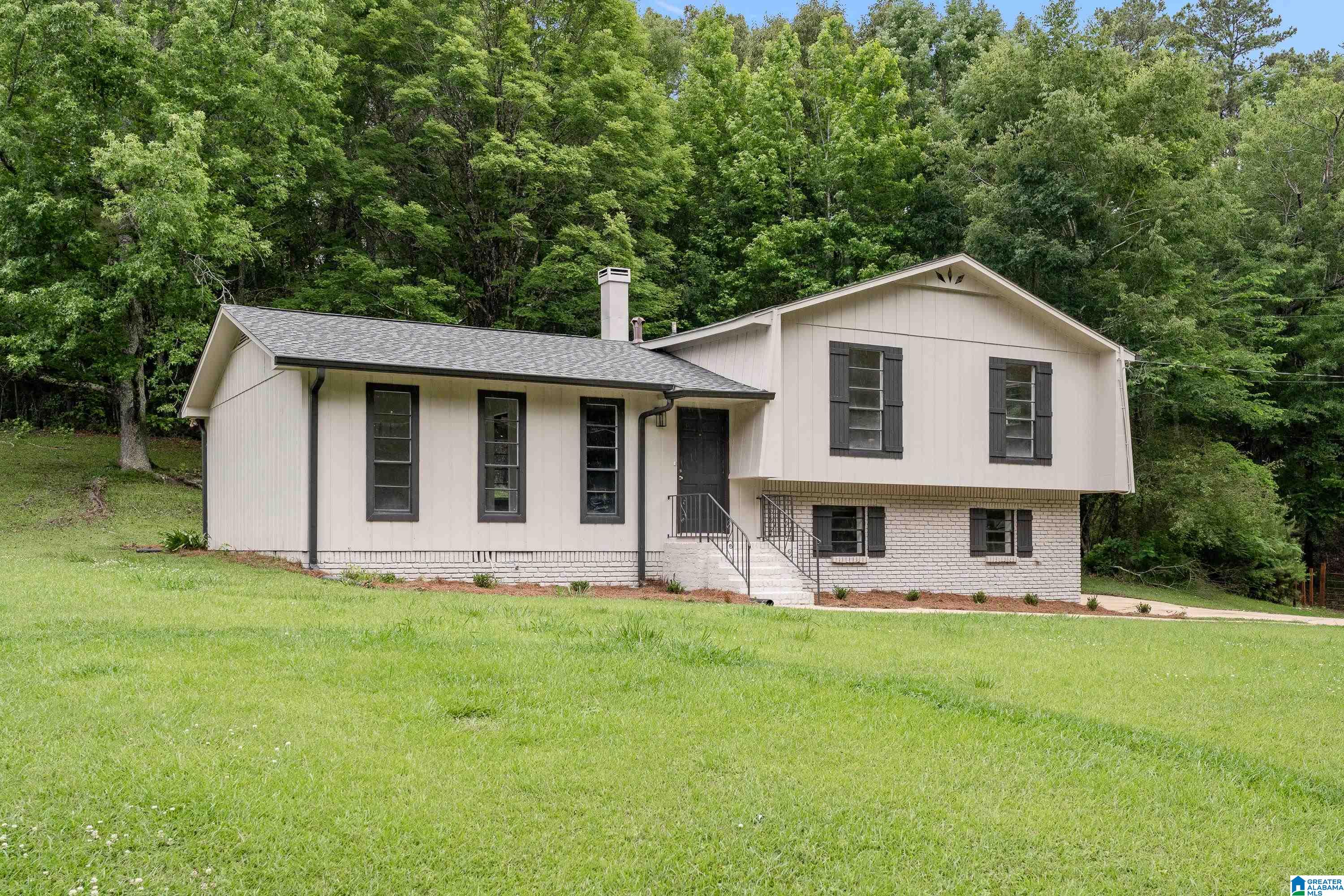 Photo 3 of Sale Pending at 6279 Tyler Loop Rd, Pinson, AL 35126 | MLS# 21454346 | Listing updated on 2026-06-10