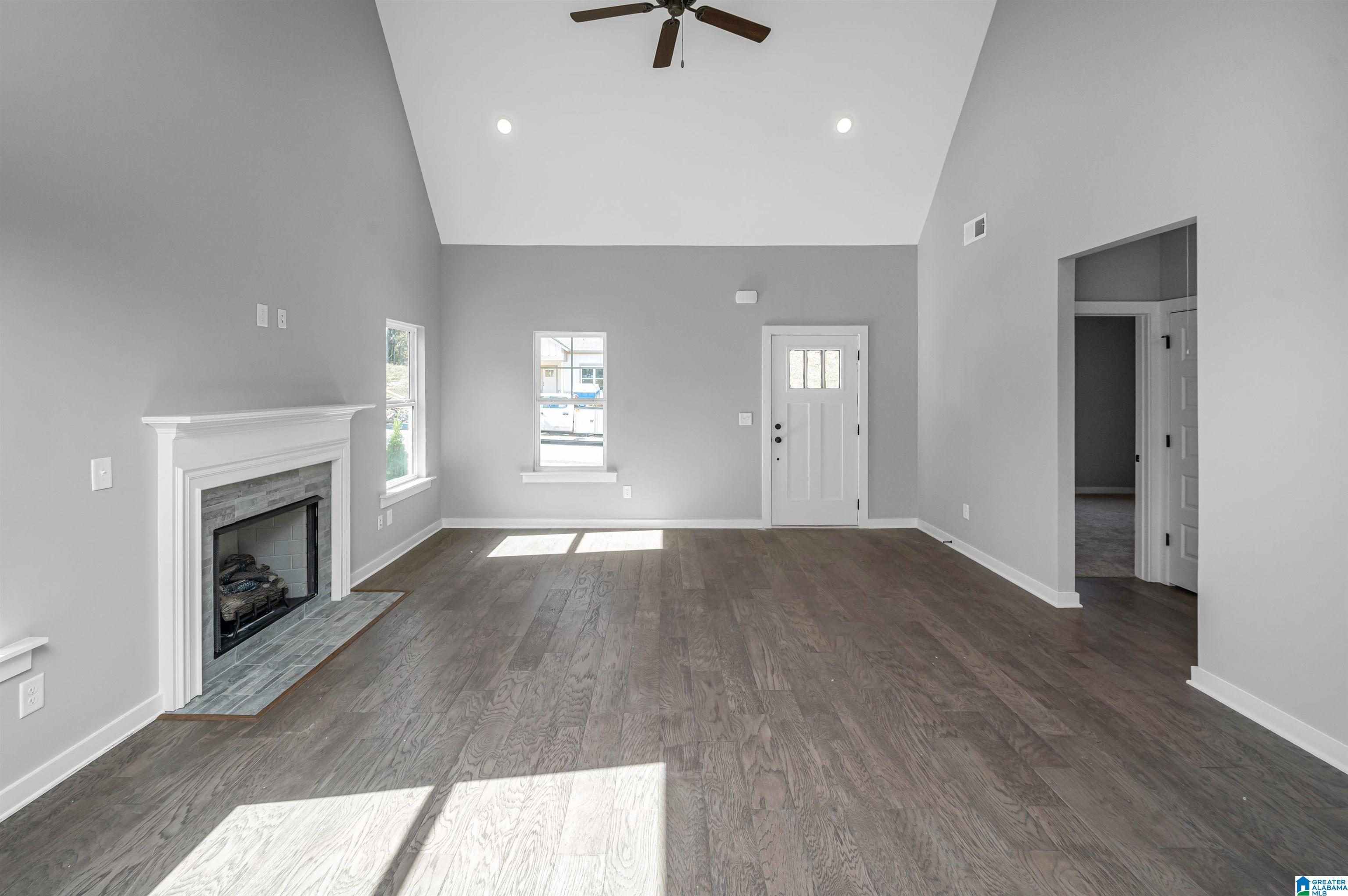 Photo 3 of Single family home for sale at 452 Wishford Cir, Helena, AL 35080 | MLS# 21454352 | Listing updated on 2026-09-17