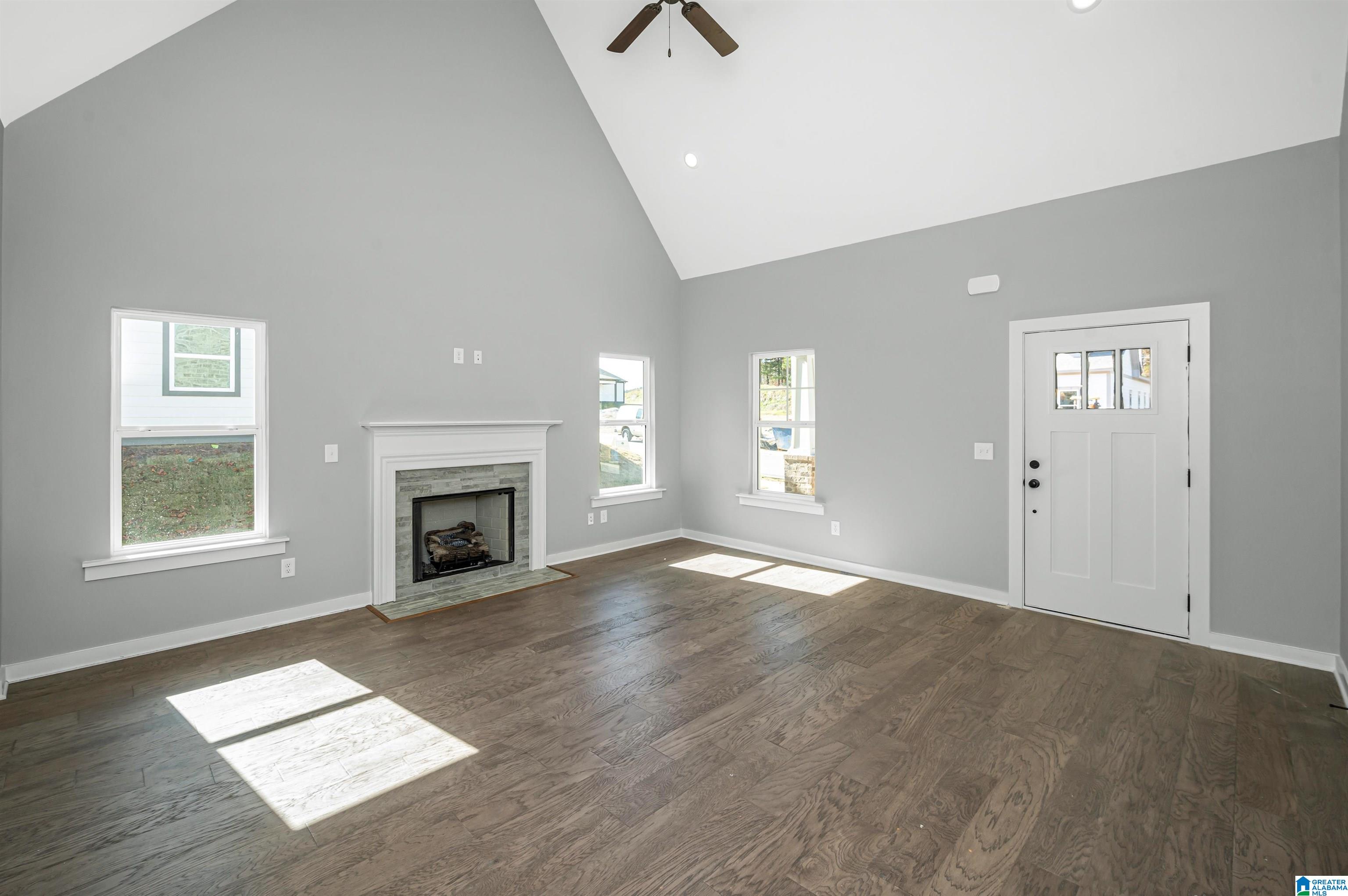Photo 3 of Single family home for sale at 452 Wishford Cir, Helena, AL 35080 | MLS# 21454352 | Listing updated on 2026-09-17